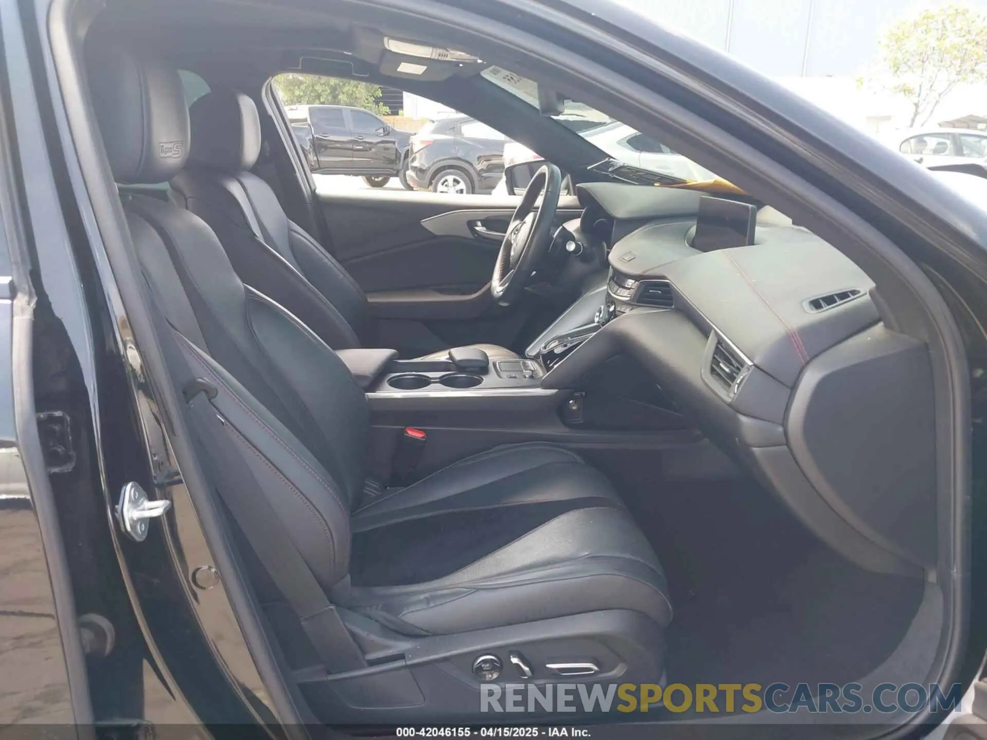 5 Photograph of a damaged car 19UUB7F93PA001997 ACURA TLX 2023