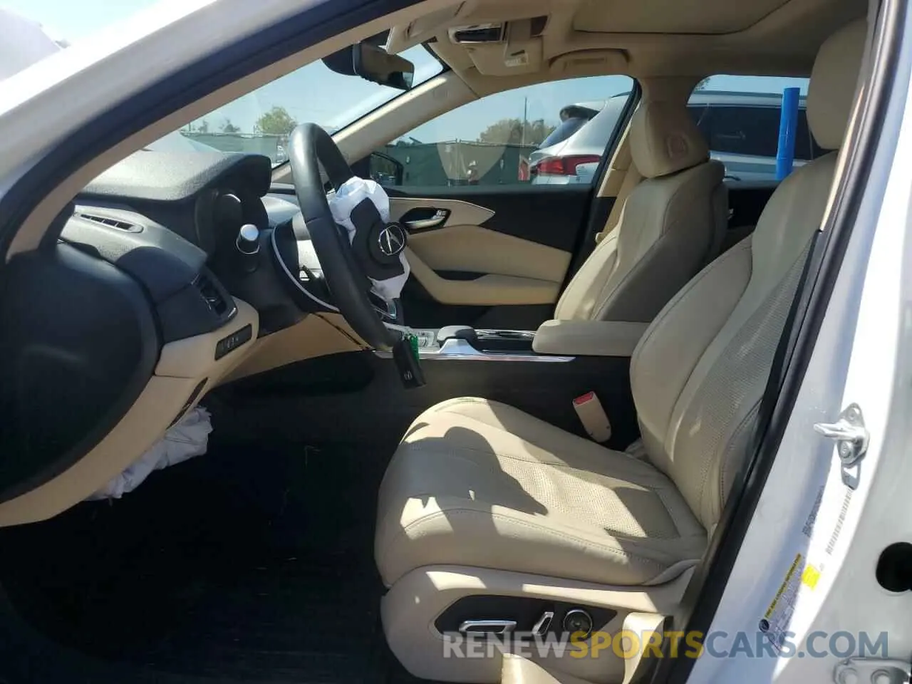 7 Photograph of a damaged car 19UUB5F47RA000752 ACURA TLX 2024