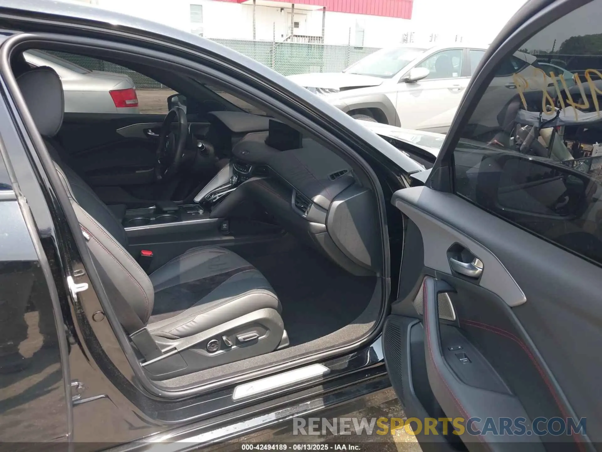 5 Photograph of a damaged car 19UUB6F52RA001032 ACURA TLX 2024