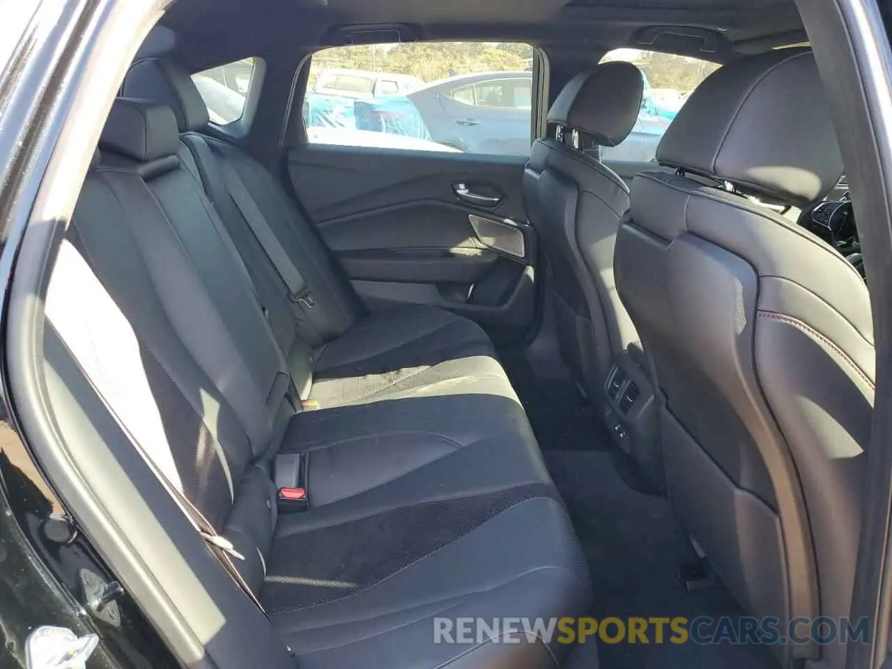 10 Photograph of a damaged car 19UUB6F56RA000238 ACURA TLX 2024