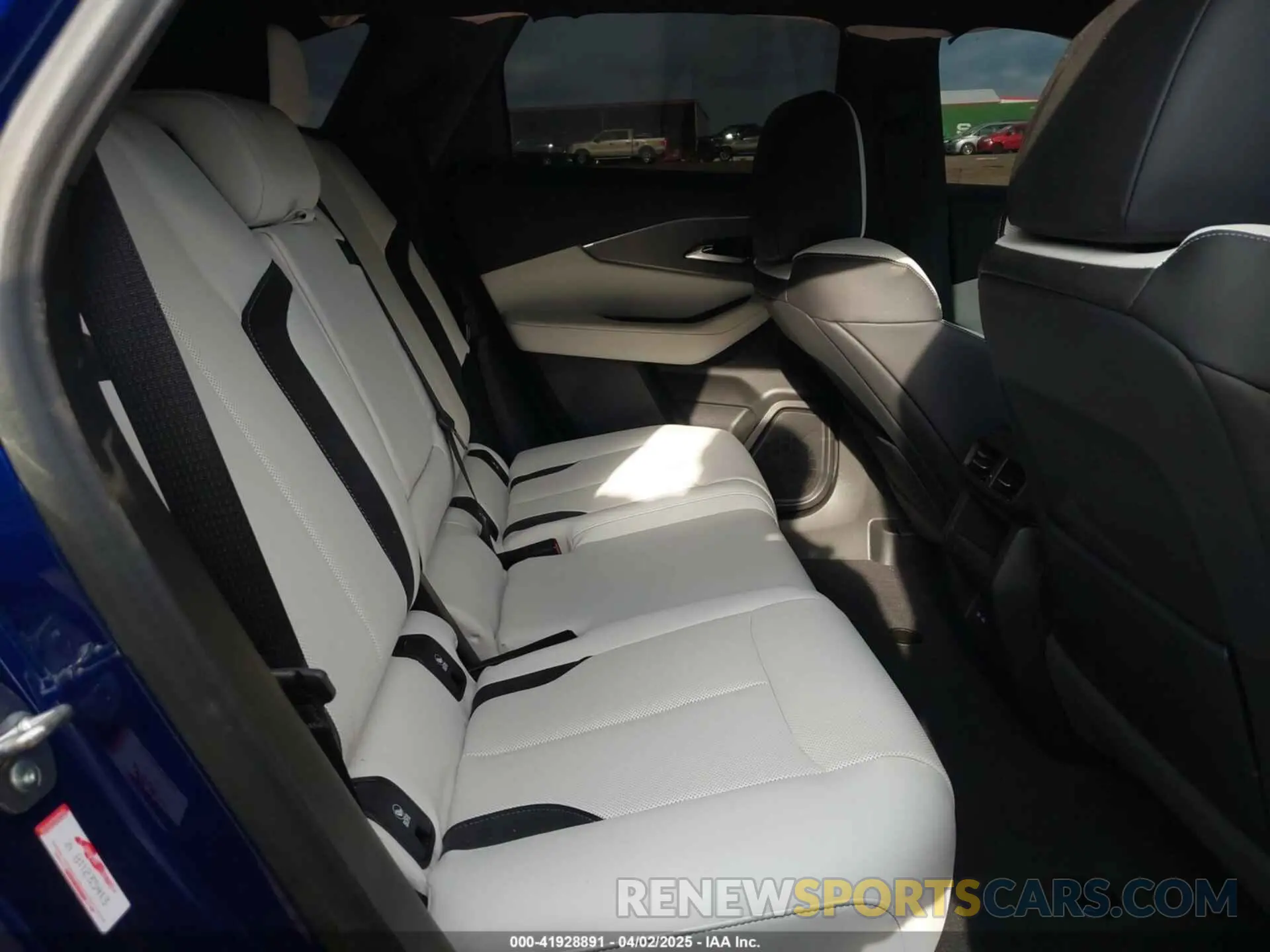 8 Photograph of a damaged car 4W5KHMRK1RZ514609 ACURA ZDX 2024