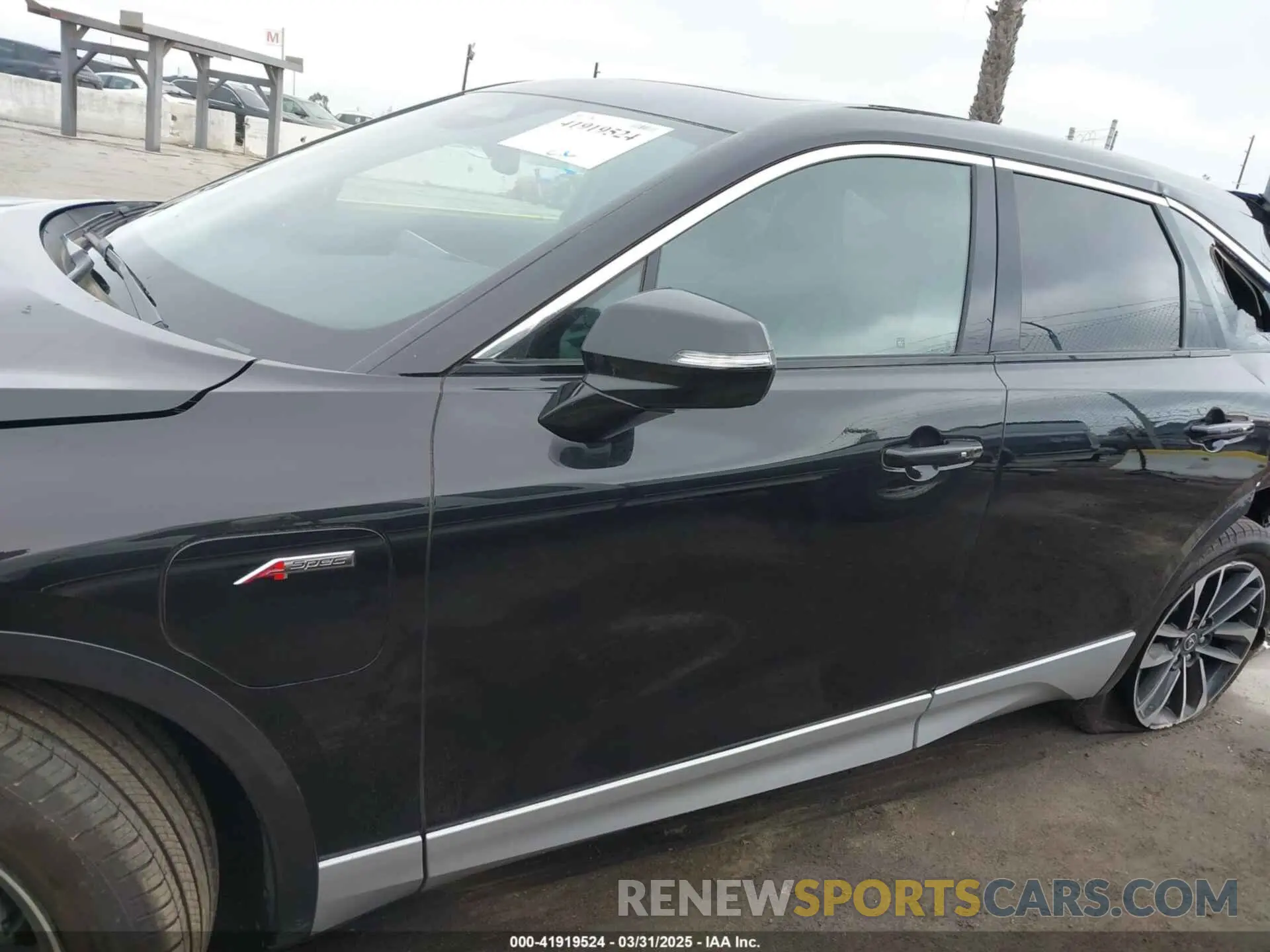 14 Photograph of a damaged car 4W5KHMRK5RZ513480 ACURA ZDX 2024