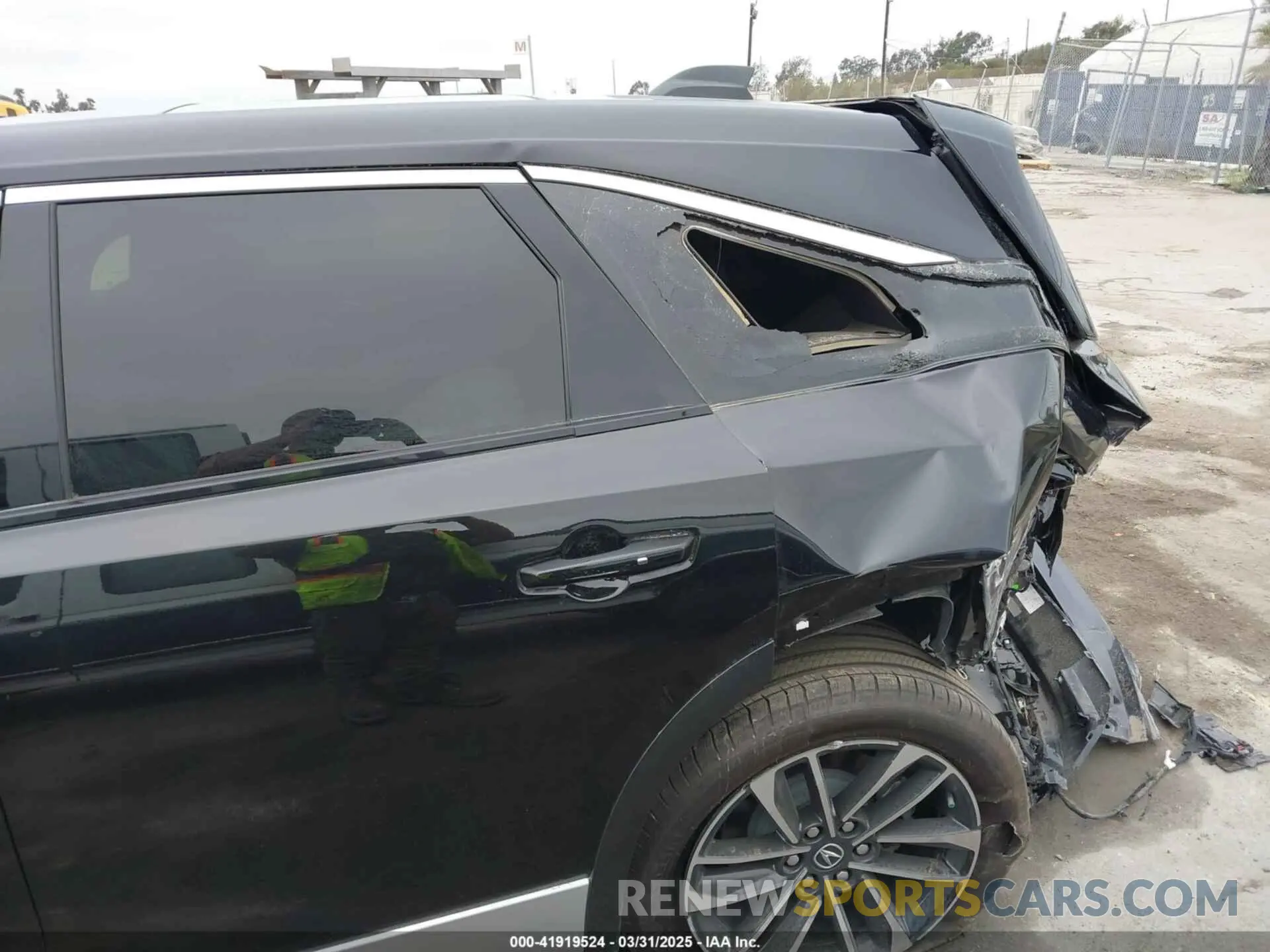 6 Photograph of a damaged car 4W5KHMRK5RZ513480 ACURA ZDX 2024