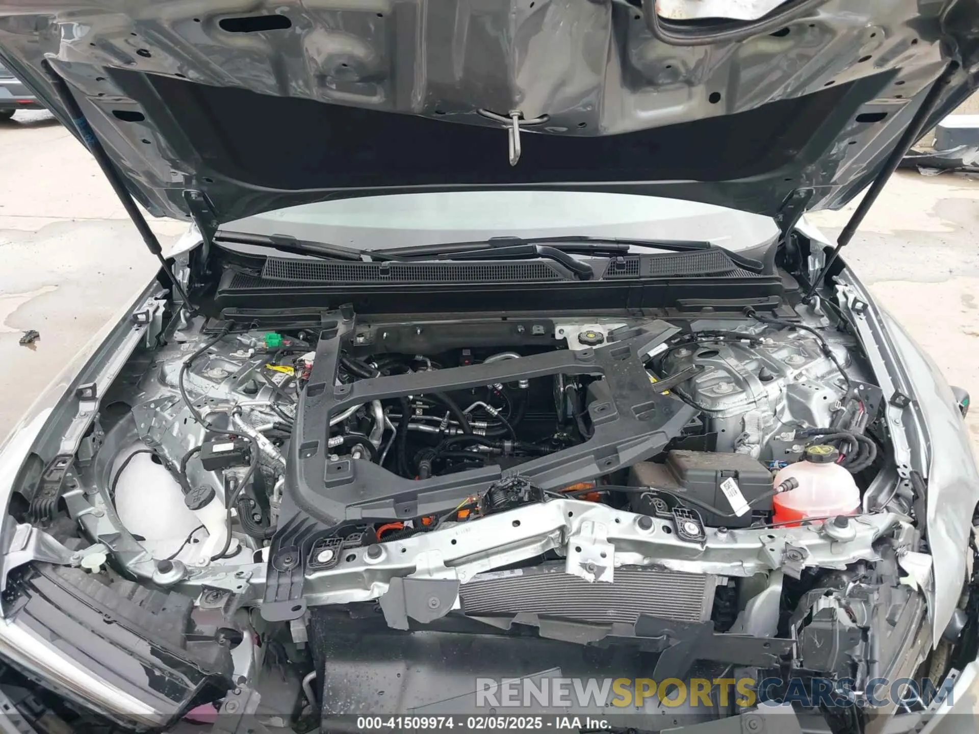 10 Photograph of a damaged car 4W5KHMRK8RZ505826 ACURA ZDX 2024