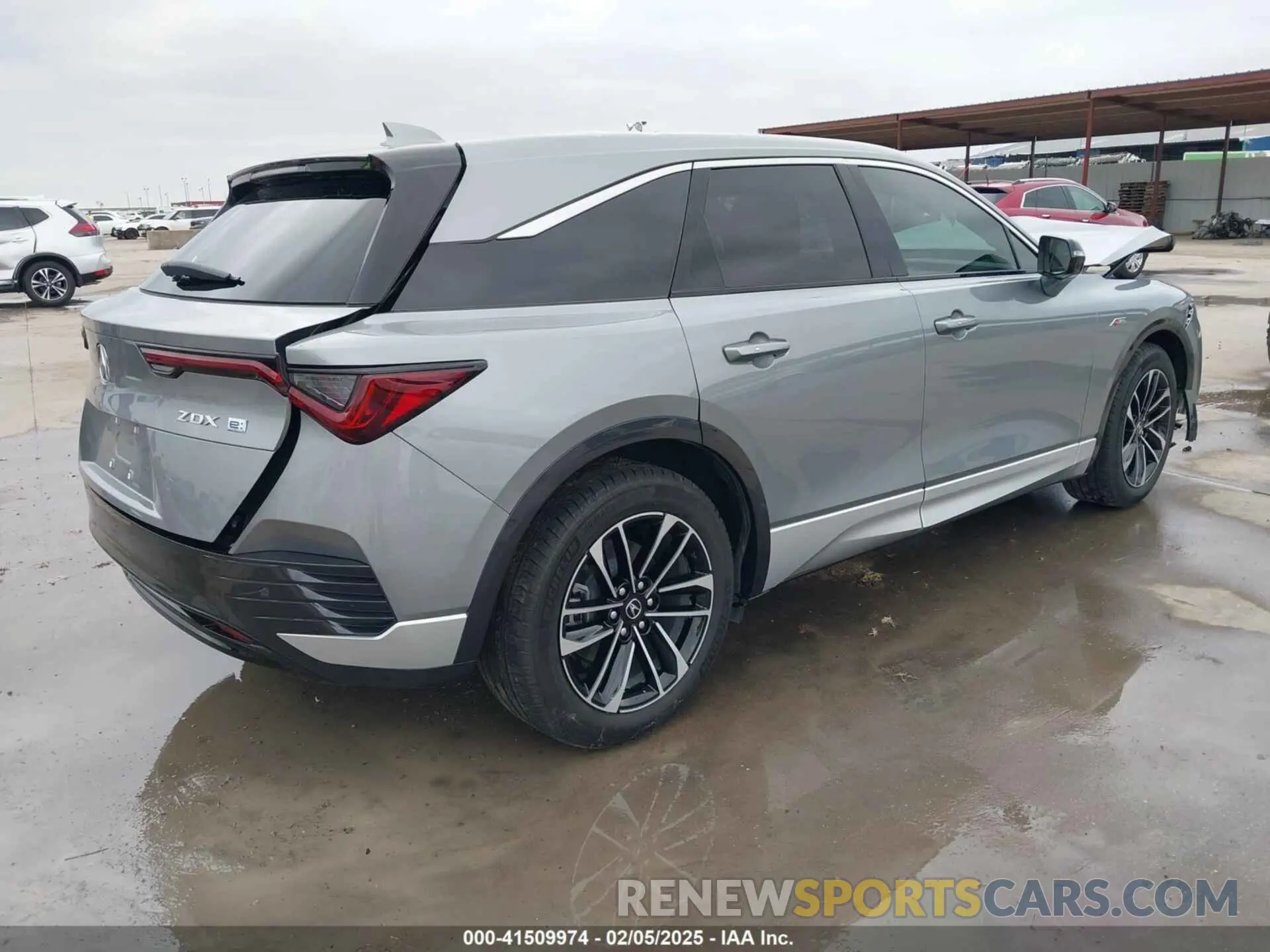 4 Photograph of a damaged car 4W5KHMRK8RZ505826 ACURA ZDX 2024