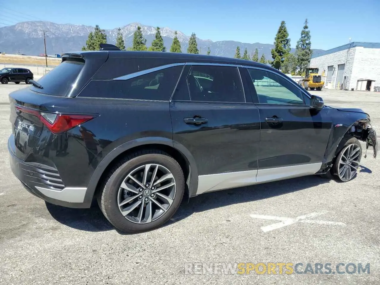 3 Photograph of a damaged car 4W5KHMRK1RZ504677 ACURA ZDX A-SPEC 2024