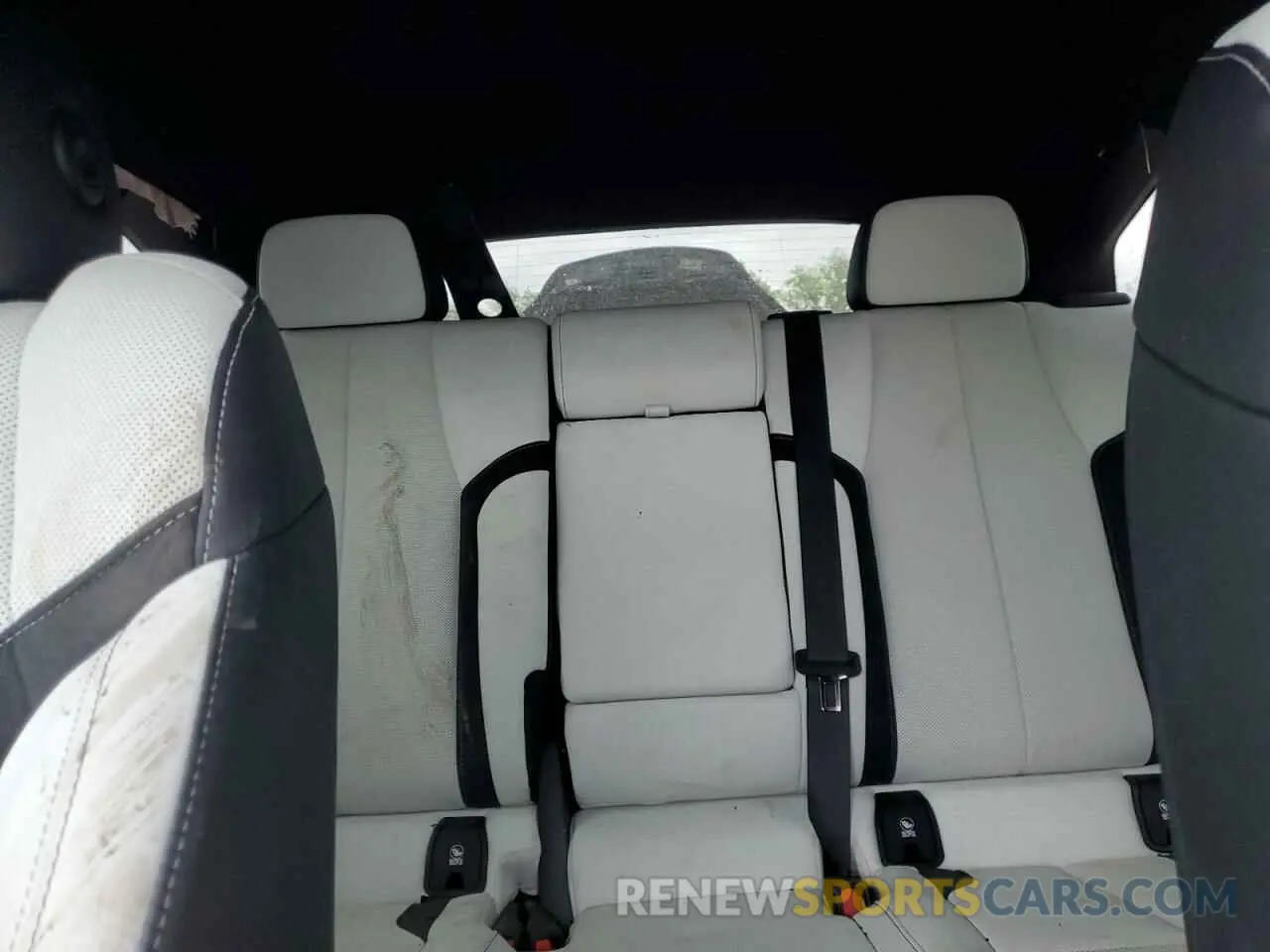 10 Photograph of a damaged car 4W5KHNRL5RZ507337 ACURA ZDX A-SPEC 2024