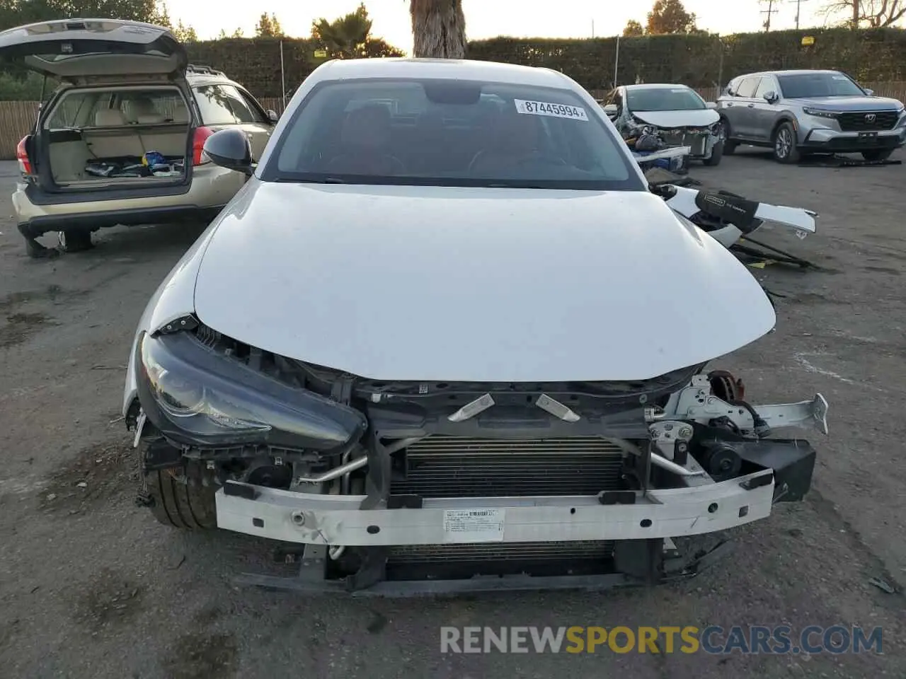 5 Photograph of a damaged car ZARFAMAN3K7613786 ALFA ROMEO GIULIA 2019