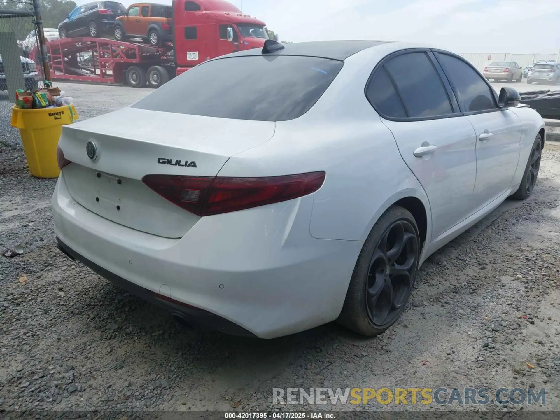 4 Photograph of a damaged car ZARFAMAN3K7622360 ALFA ROMEO GIULIA 2019
