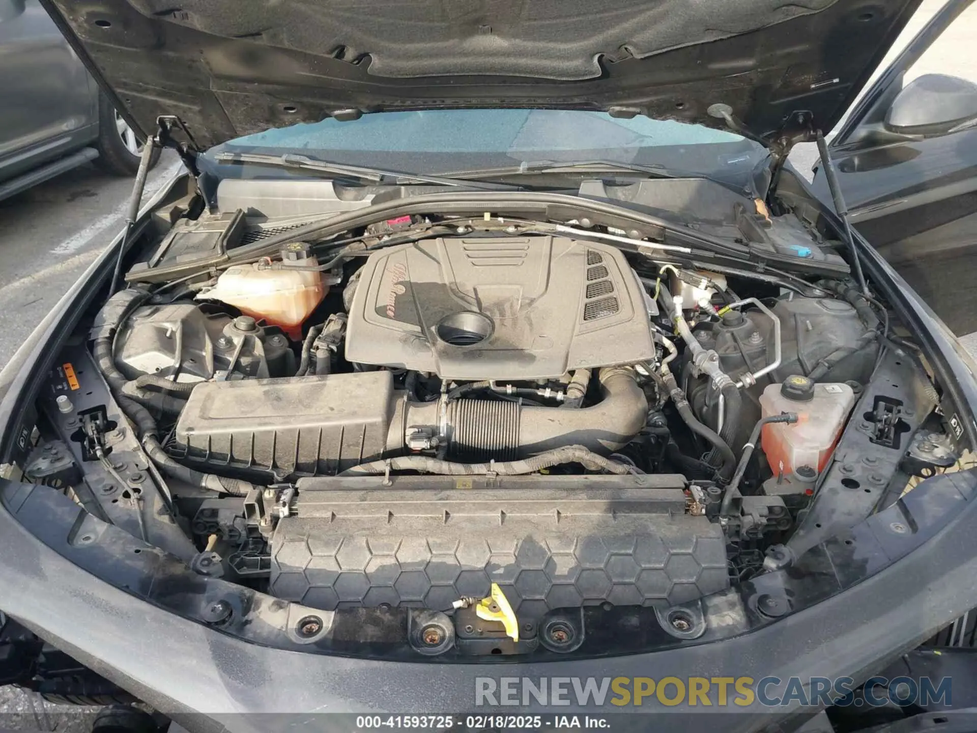 10 Photograph of a damaged car ZARFAMAN4K7610914 ALFA ROMEO GIULIA 2019