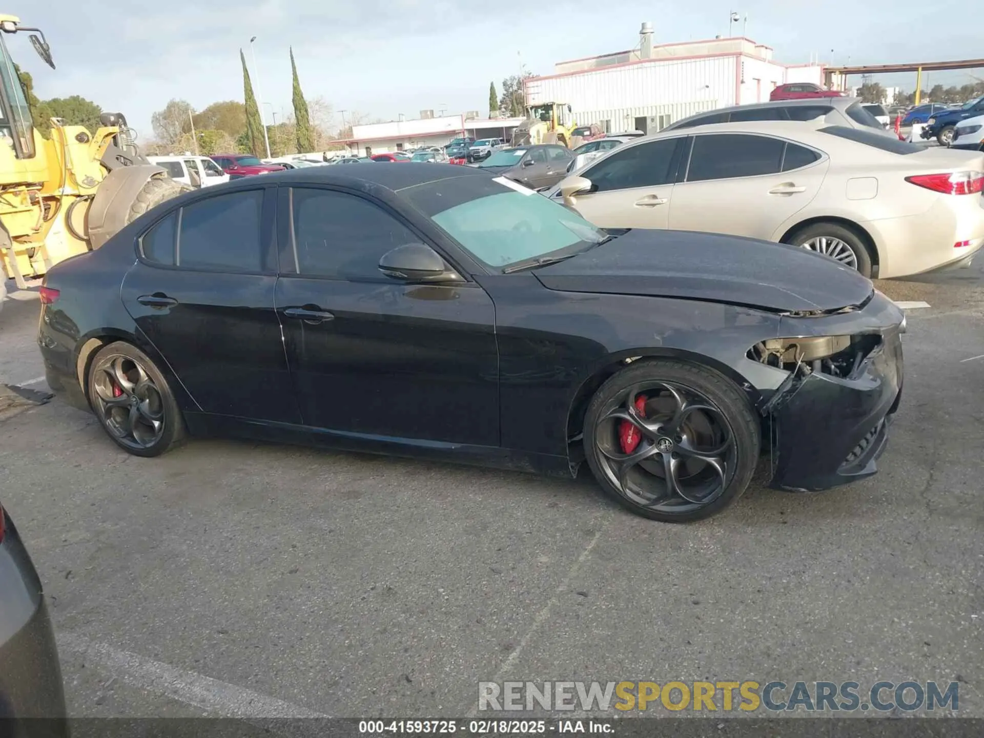 14 Photograph of a damaged car ZARFAMAN4K7610914 ALFA ROMEO GIULIA 2019