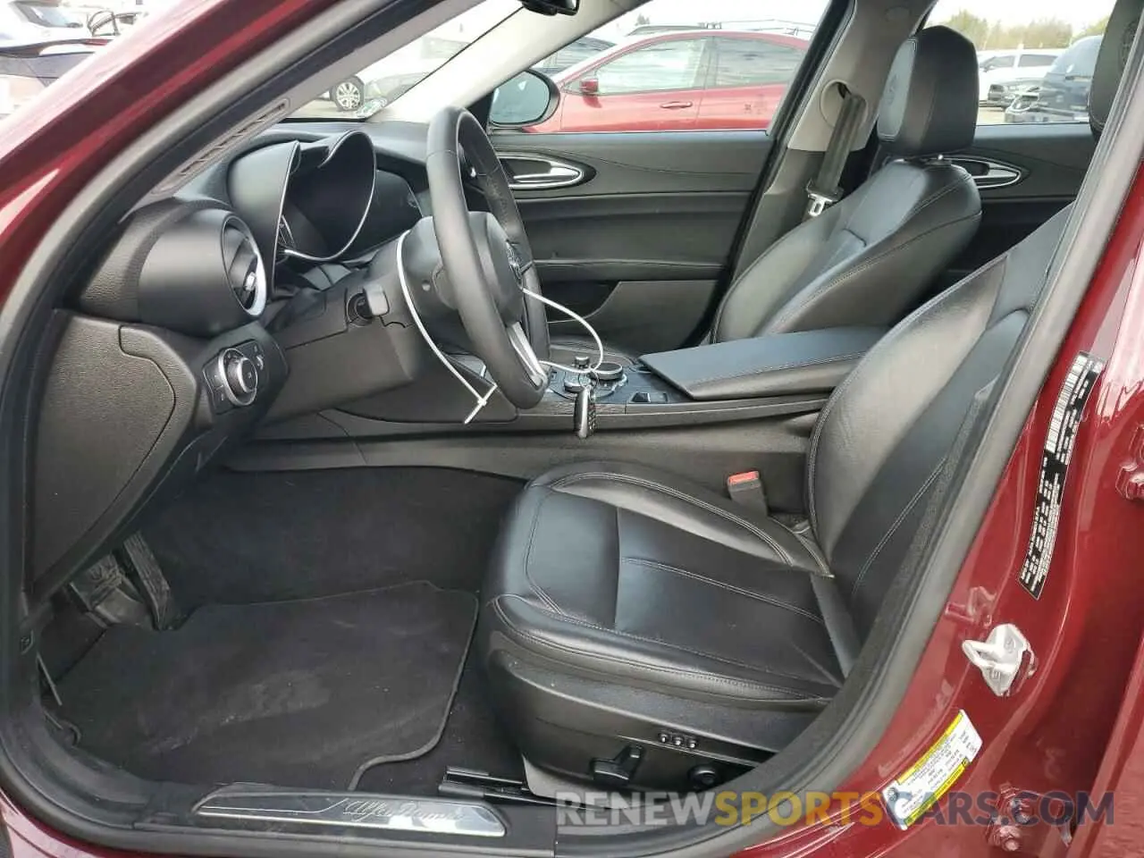 7 Photograph of a damaged car ZARFAMAN7K7609661 ALFA ROMEO GIULIA 2019