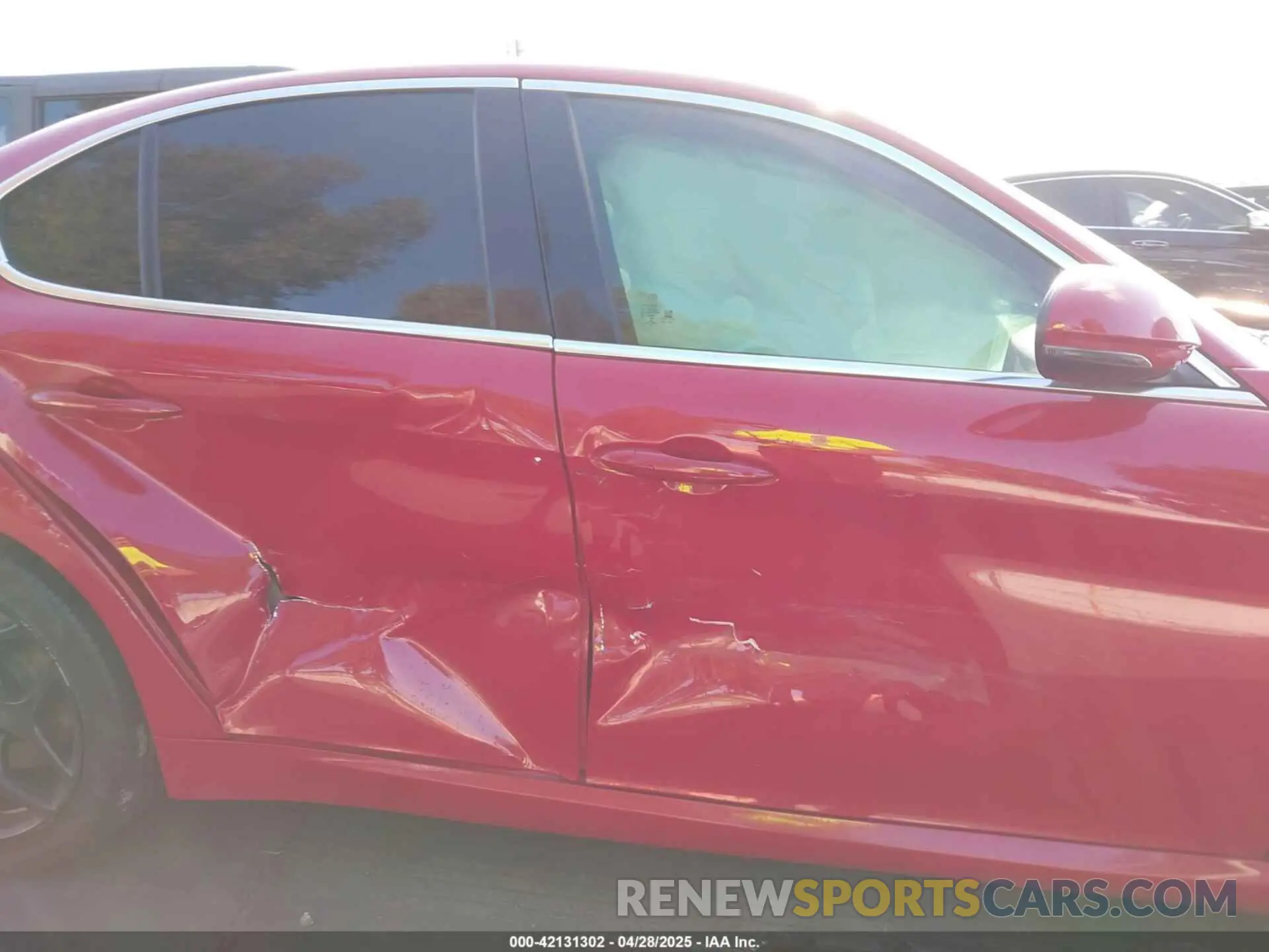14 Photograph of a damaged car ZARFAMAN8K7621009 ALFA ROMEO GIULIA 2019