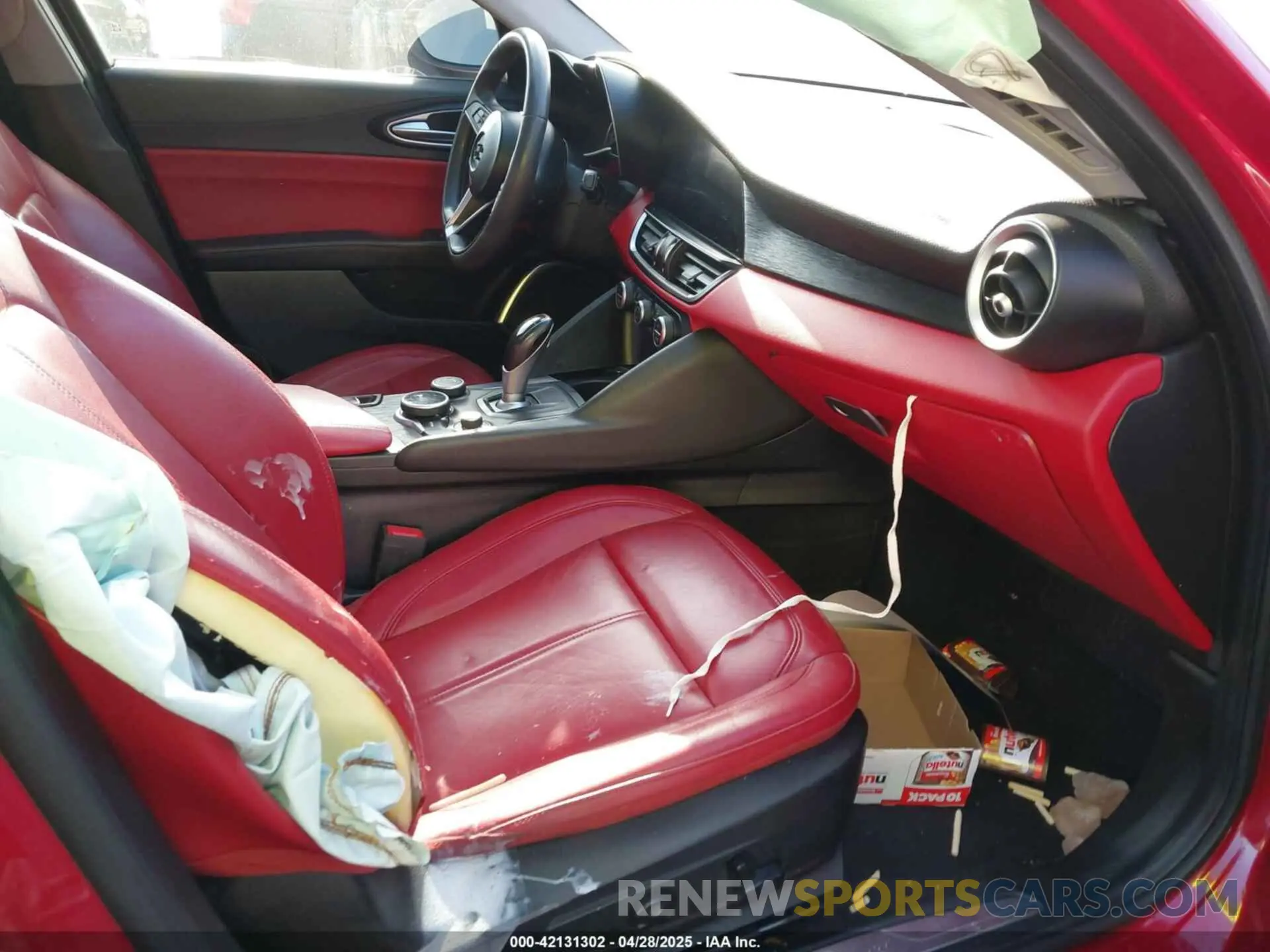 5 Photograph of a damaged car ZARFAMAN8K7621009 ALFA ROMEO GIULIA 2019