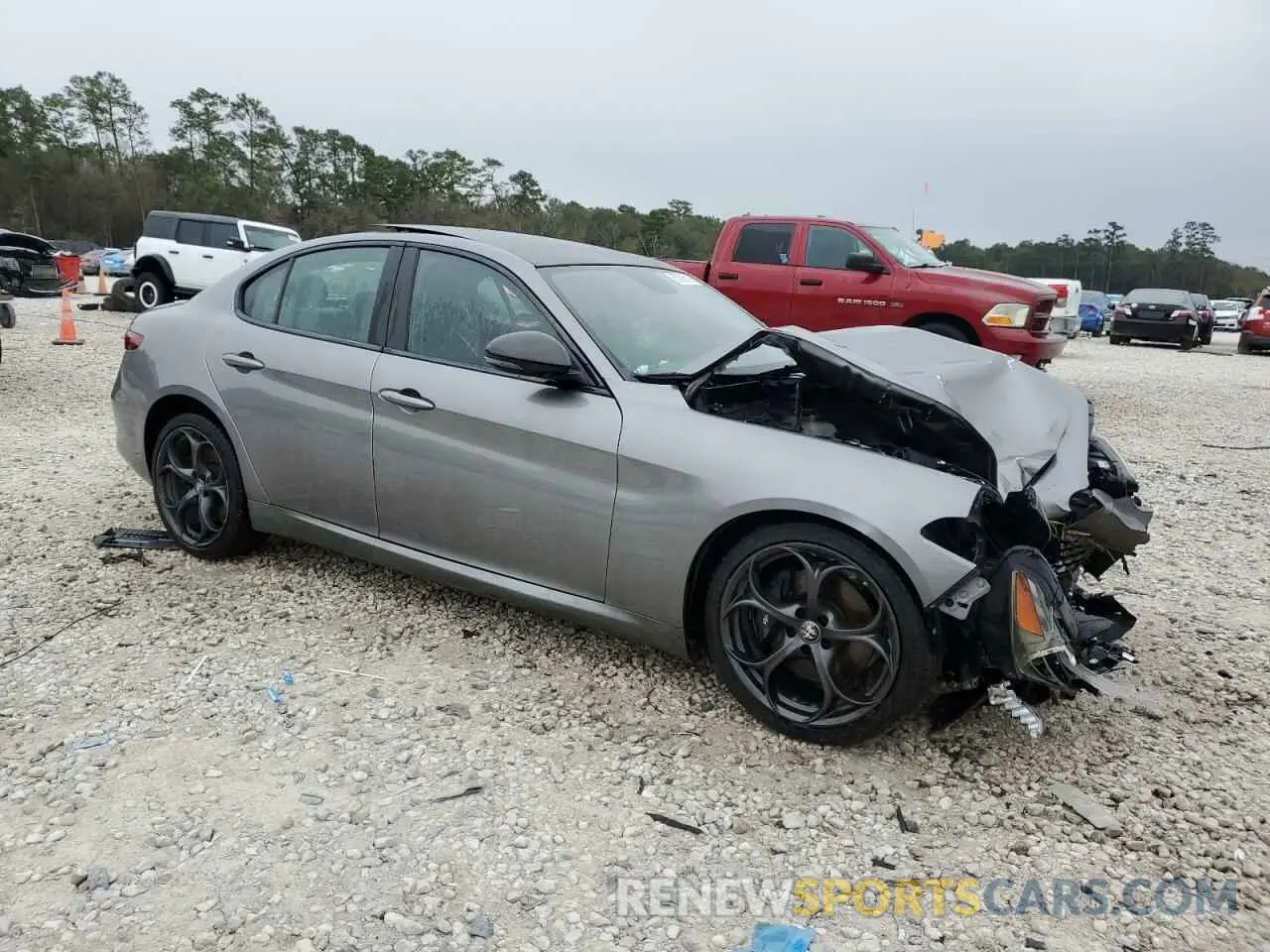 4 Photograph of a damaged car ZARFAMANXK7609850 ALFA ROMEO GIULIA 2019
