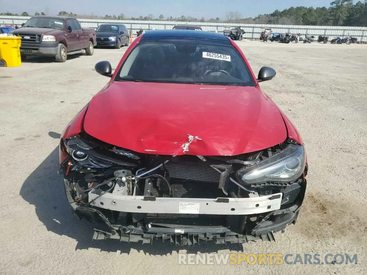 5 Photograph of a damaged car ZARFAMANXK7622890 ALFA ROMEO GIULIA 2019