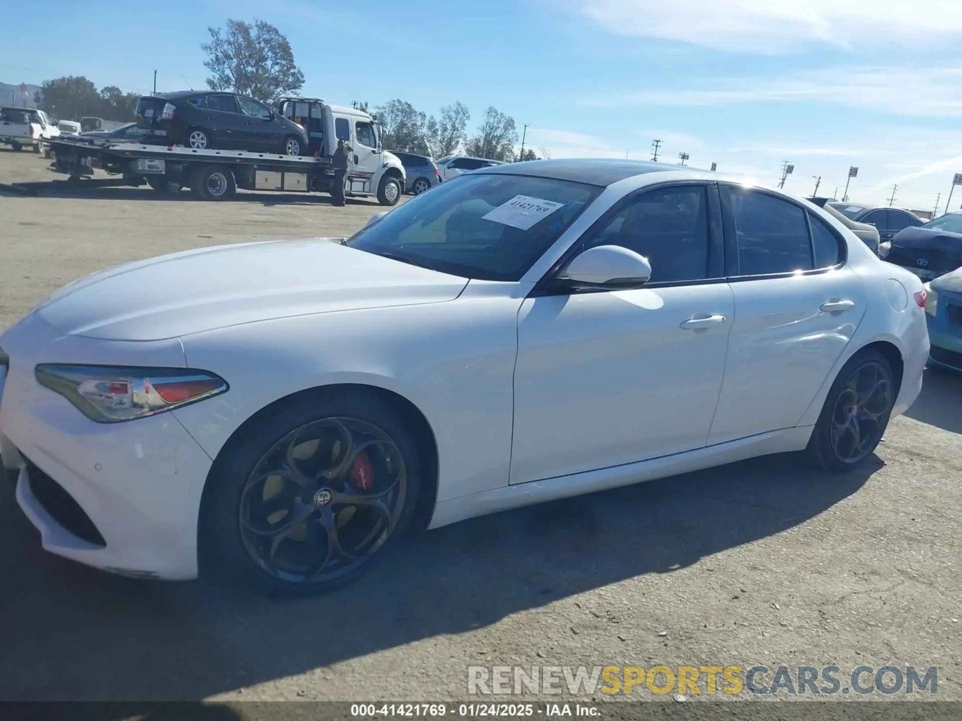 14 Photograph of a damaged car ZARFAMBN0K7606230 ALFA ROMEO GIULIA 2019