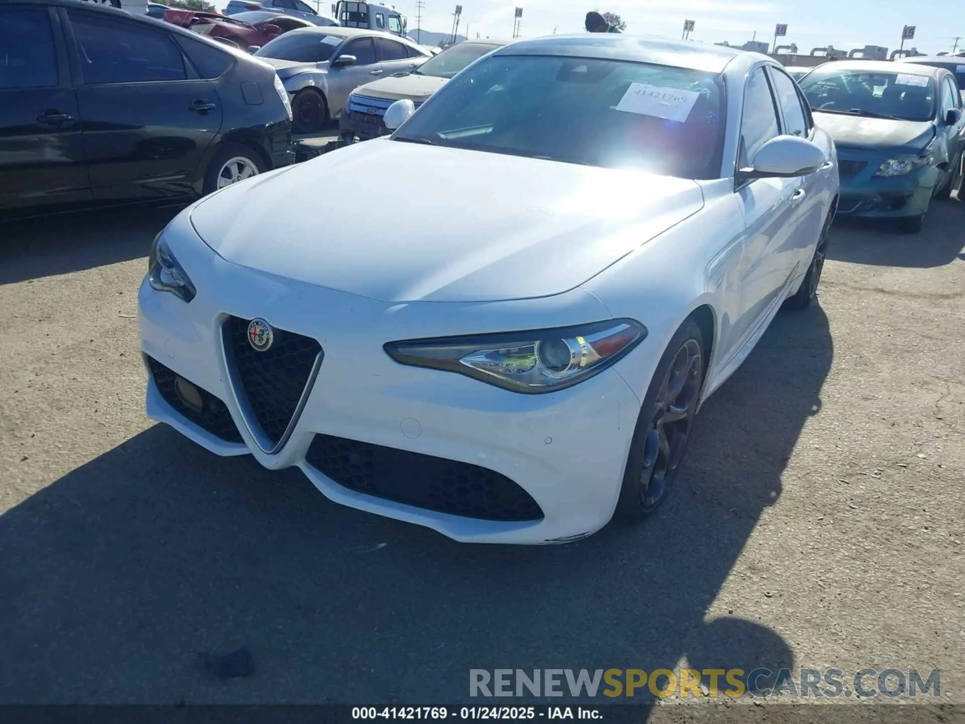 2 Photograph of a damaged car ZARFAMBN0K7606230 ALFA ROMEO GIULIA 2019