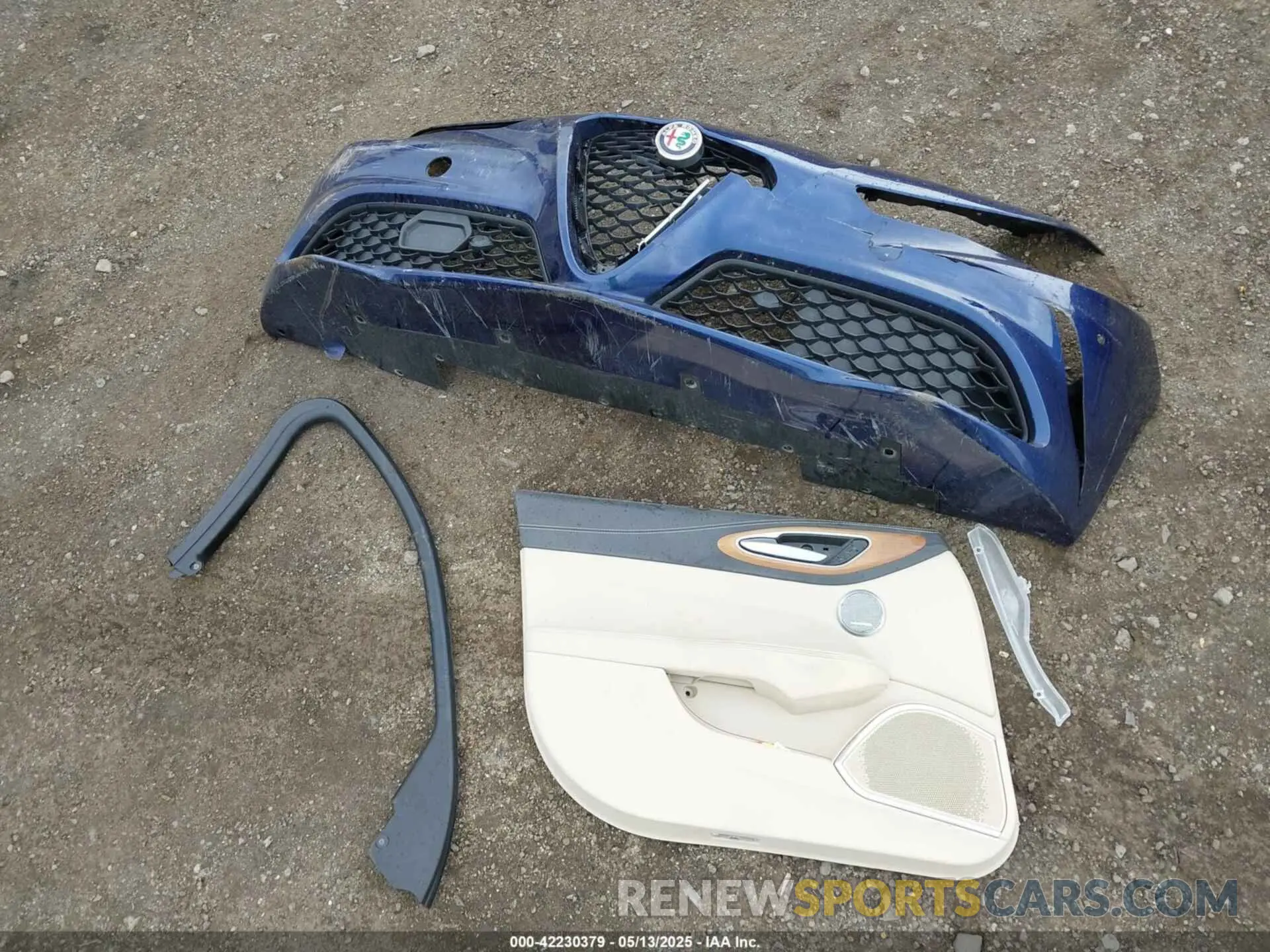 12 Photograph of a damaged car ZARFAMBN0K7607037 ALFA ROMEO GIULIA 2019
