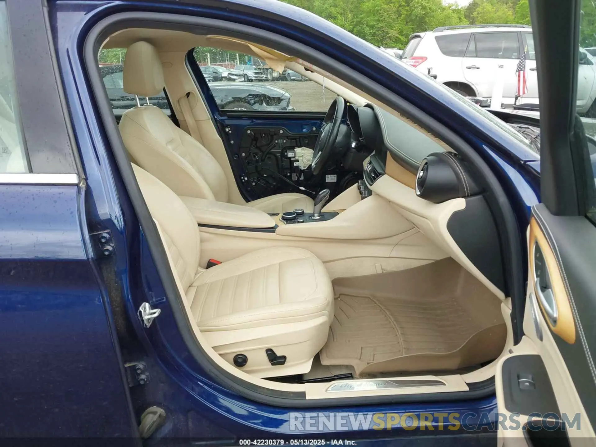 5 Photograph of a damaged car ZARFAMBN0K7607037 ALFA ROMEO GIULIA 2019