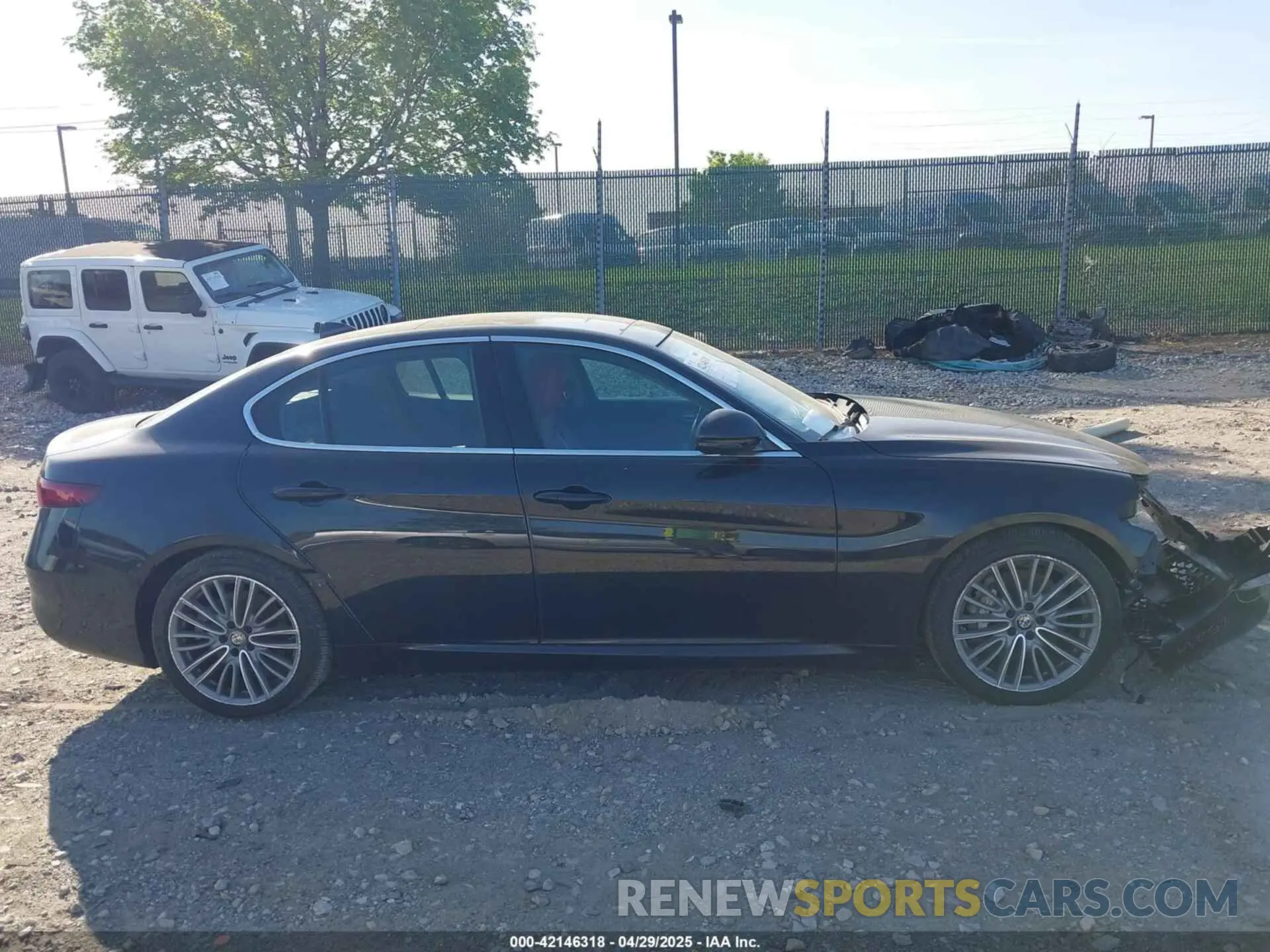 14 Photograph of a damaged car ZARFAMBN4K7598164 ALFA ROMEO GIULIA 2019