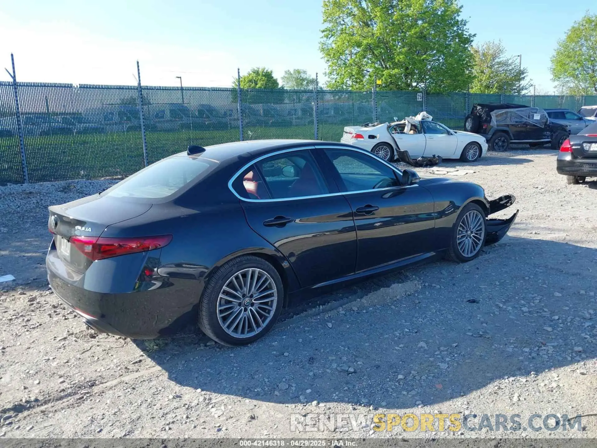 4 Photograph of a damaged car ZARFAMBN4K7598164 ALFA ROMEO GIULIA 2019