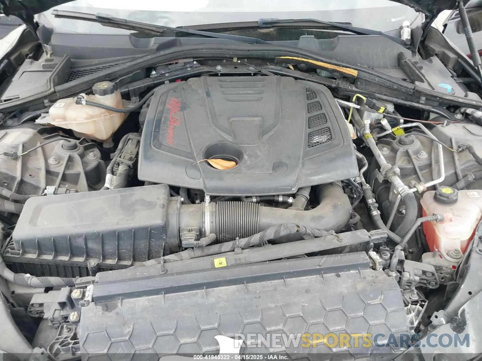 10 Photograph of a damaged car ZARFAMBN4K7605372 ALFA ROMEO GIULIA 2019