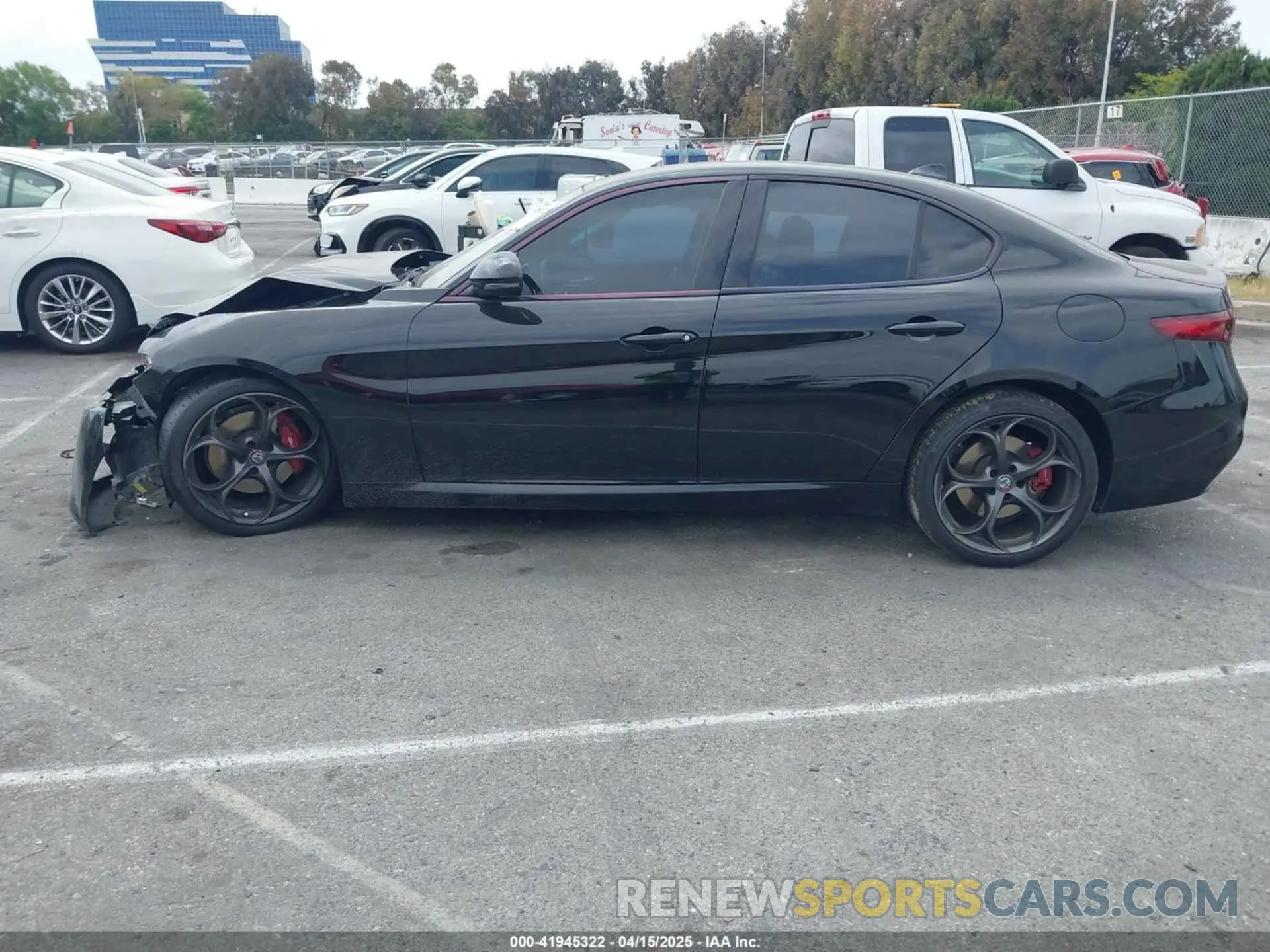 14 Photograph of a damaged car ZARFAMBN4K7605372 ALFA ROMEO GIULIA 2019
