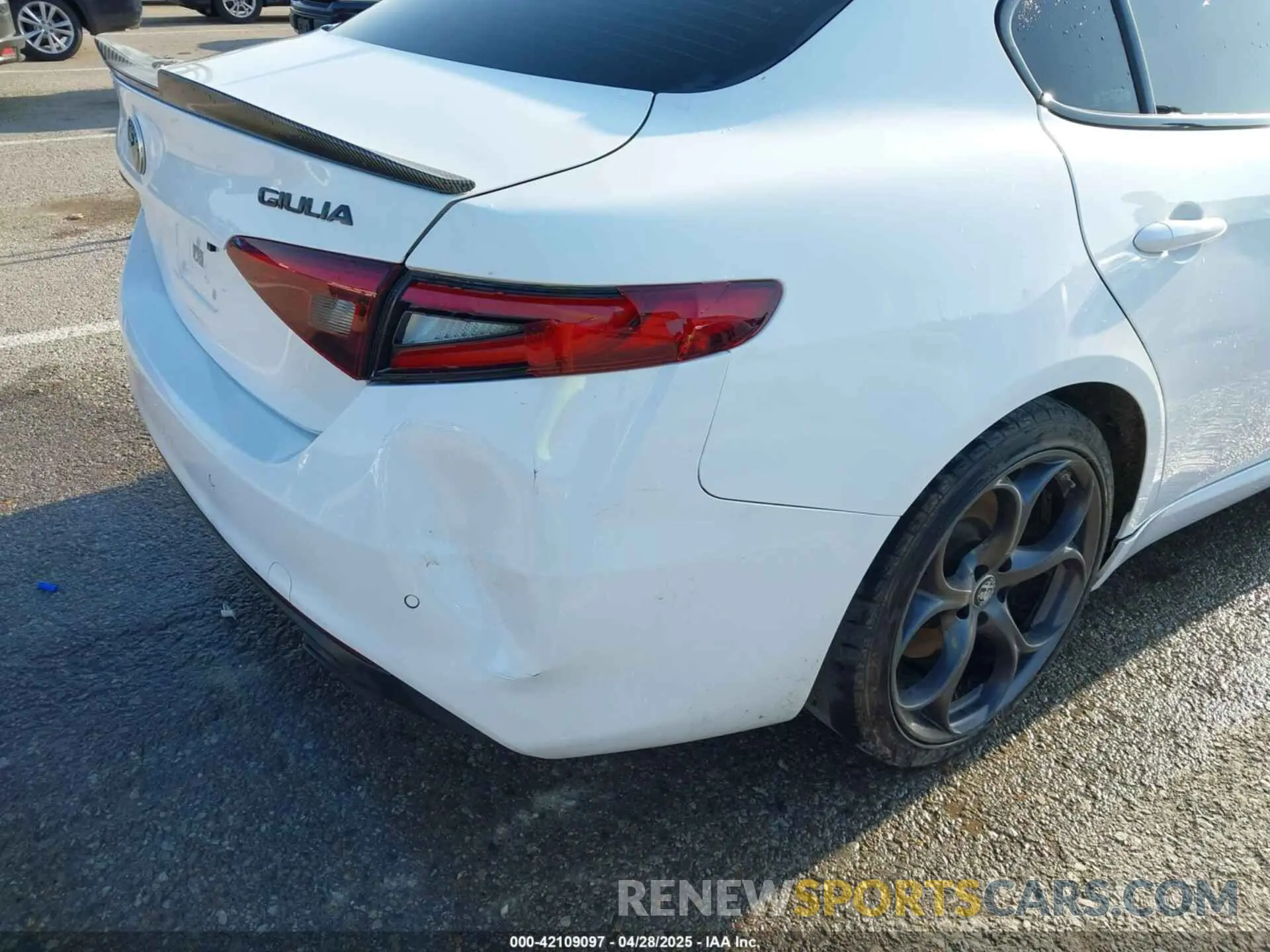 6 Photograph of a damaged car ZARFAMBN6K7601016 ALFA ROMEO GIULIA 2019