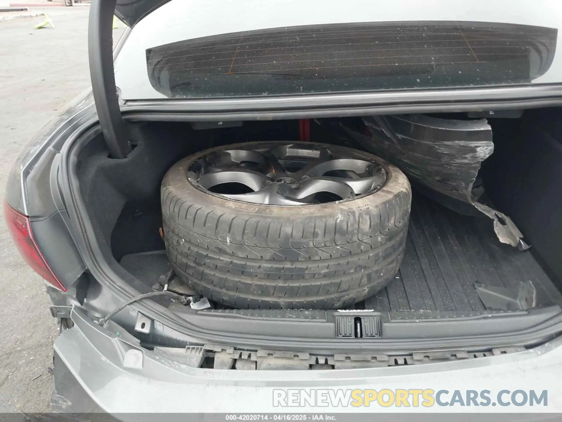 12 Photograph of a damaged car ZARFAMBN6K7607298 ALFA ROMEO GIULIA 2019