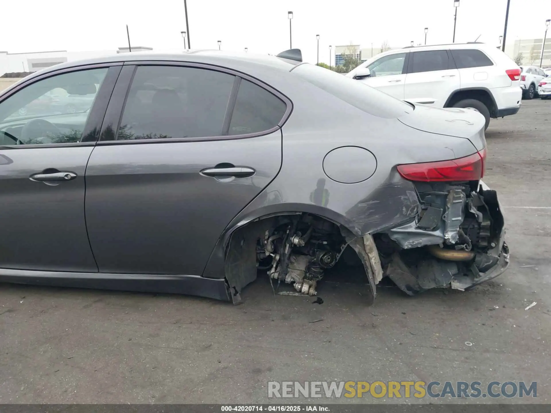 6 Photograph of a damaged car ZARFAMBN6K7607298 ALFA ROMEO GIULIA 2019