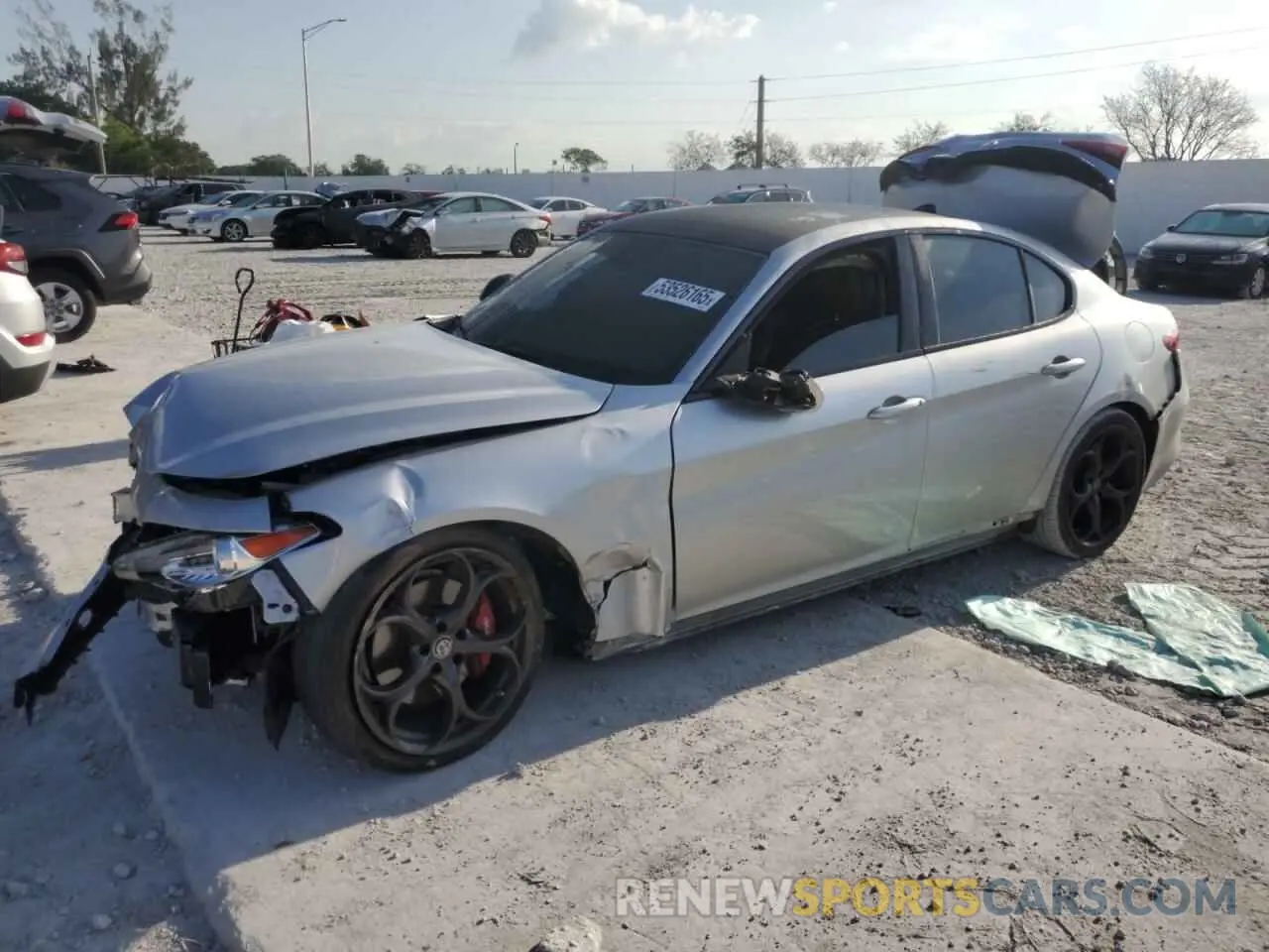 1 Photograph of a damaged car ZARFAMBN6K7607396 ALFA ROMEO GIULIA 2019