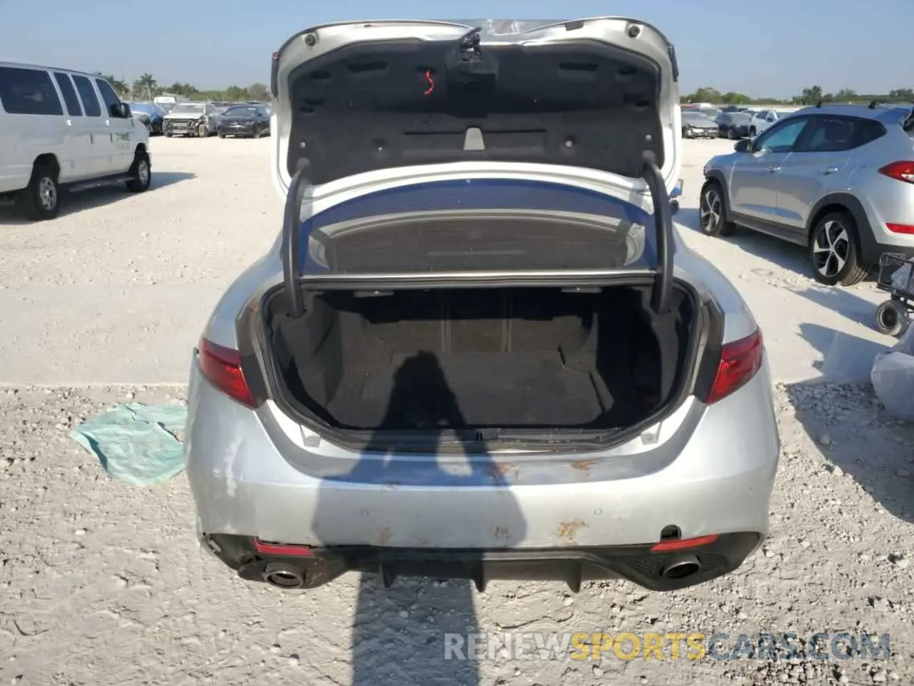 6 Photograph of a damaged car ZARFAMBN6K7607396 ALFA ROMEO GIULIA 2019