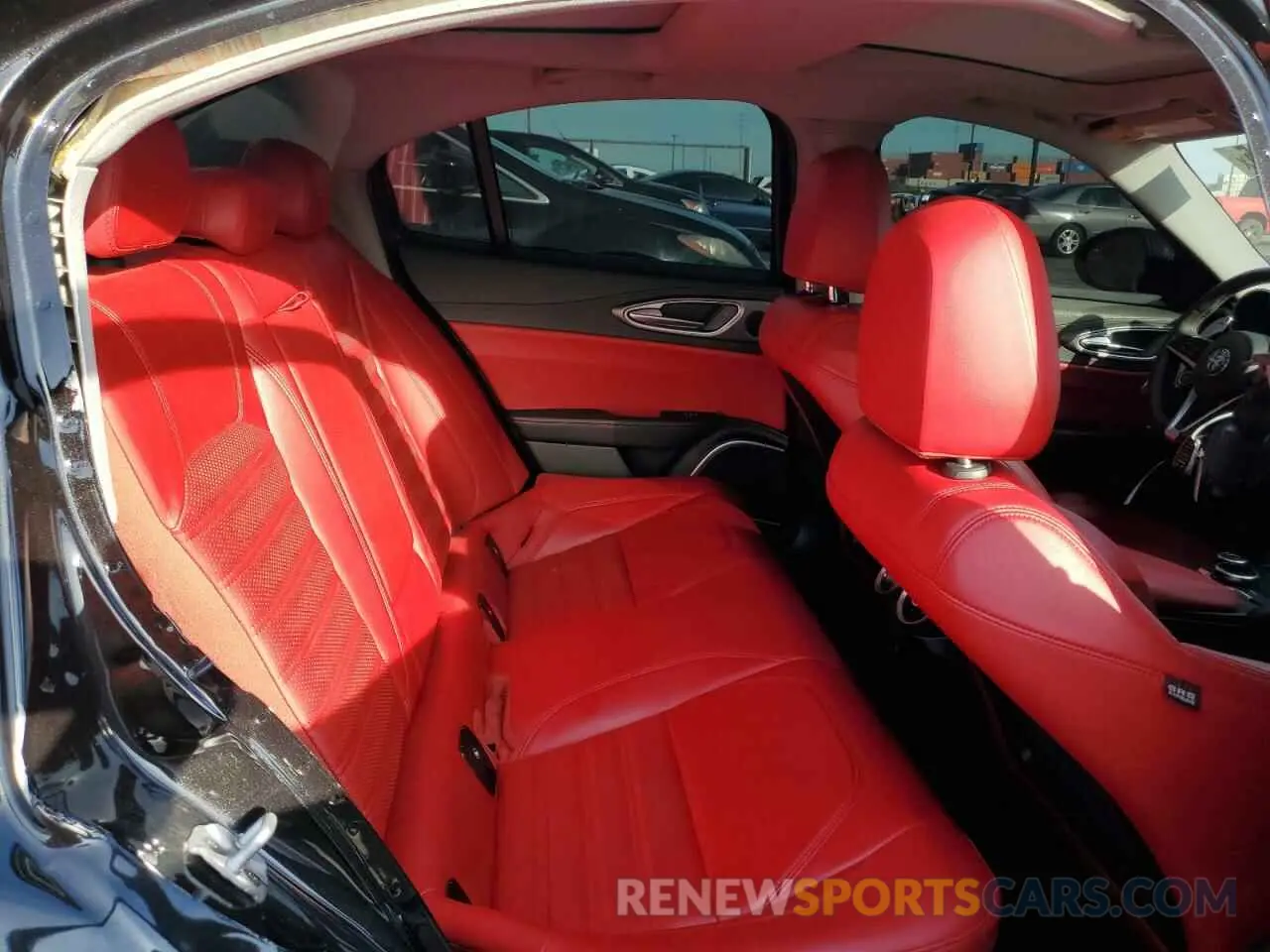 10 Photograph of a damaged car ZARFAMBN9K7604847 ALFA ROMEO GIULIA 2019