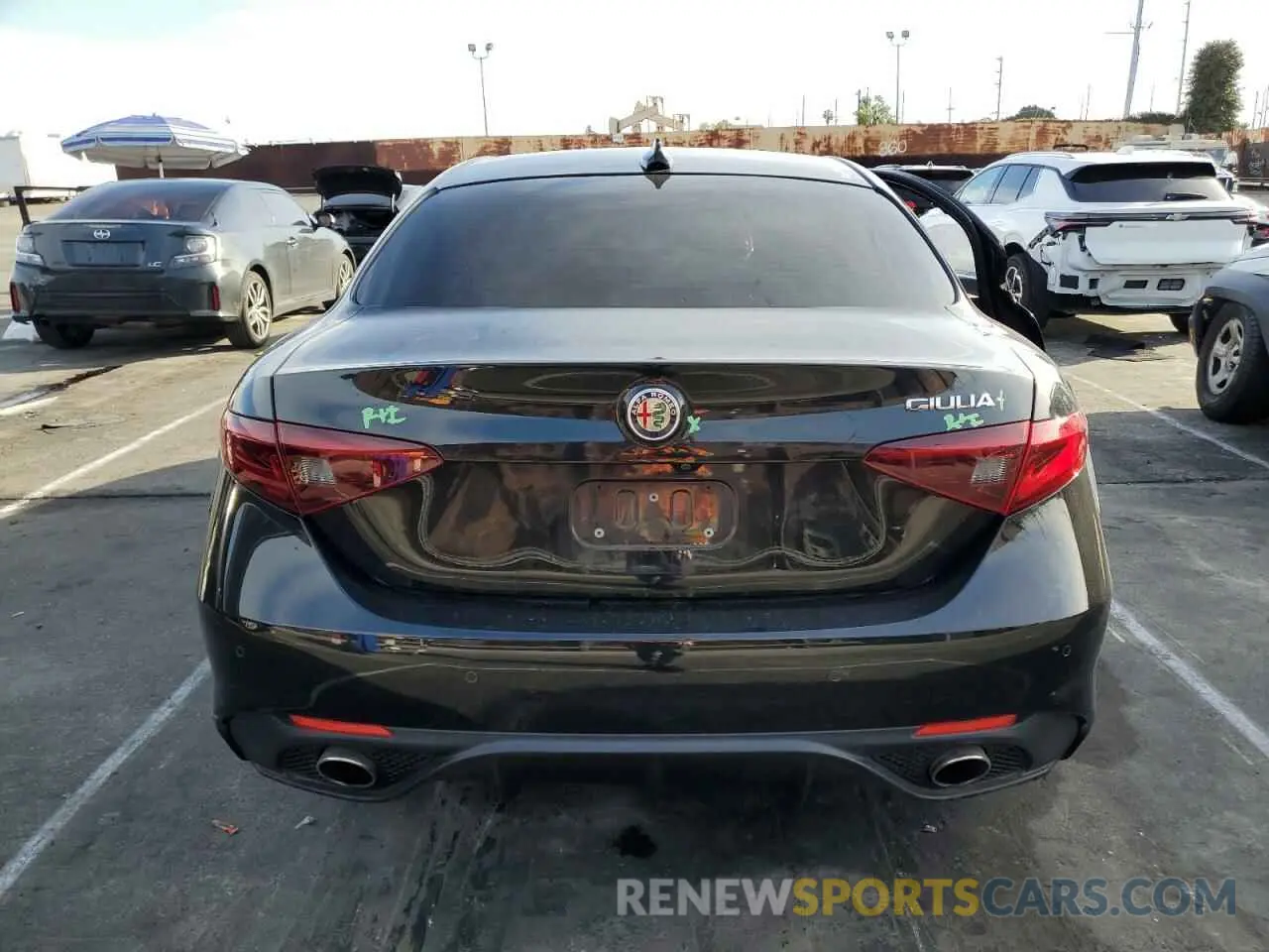 6 Photograph of a damaged car ZARFAMBN9K7604847 ALFA ROMEO GIULIA 2019