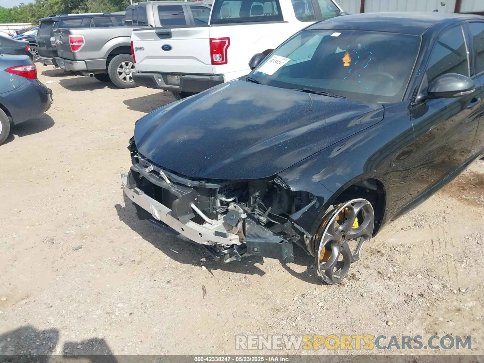 6 Photograph of a damaged car ZARFANAN0K7598315 ALFA ROMEO GIULIA 2019