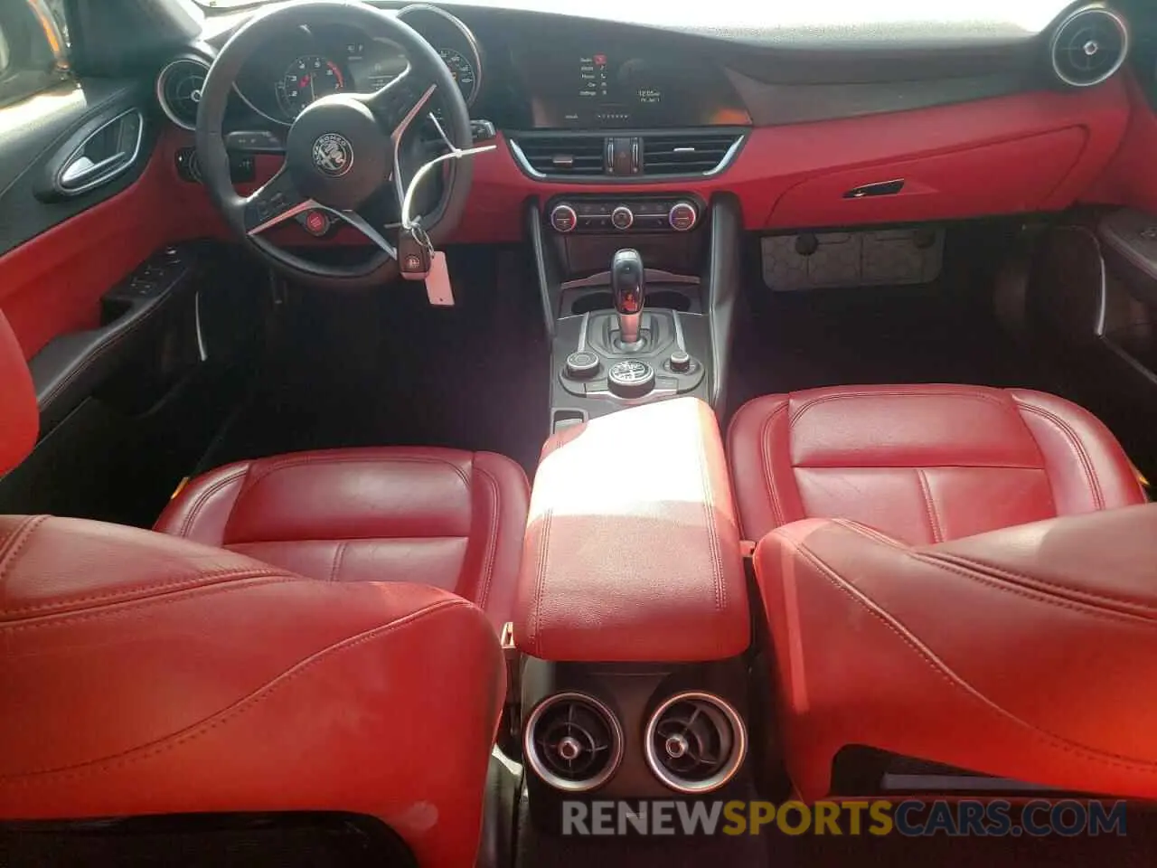 8 Photograph of a damaged car ZARFANAN8K7609190 ALFA ROMEO GIULIA 2019