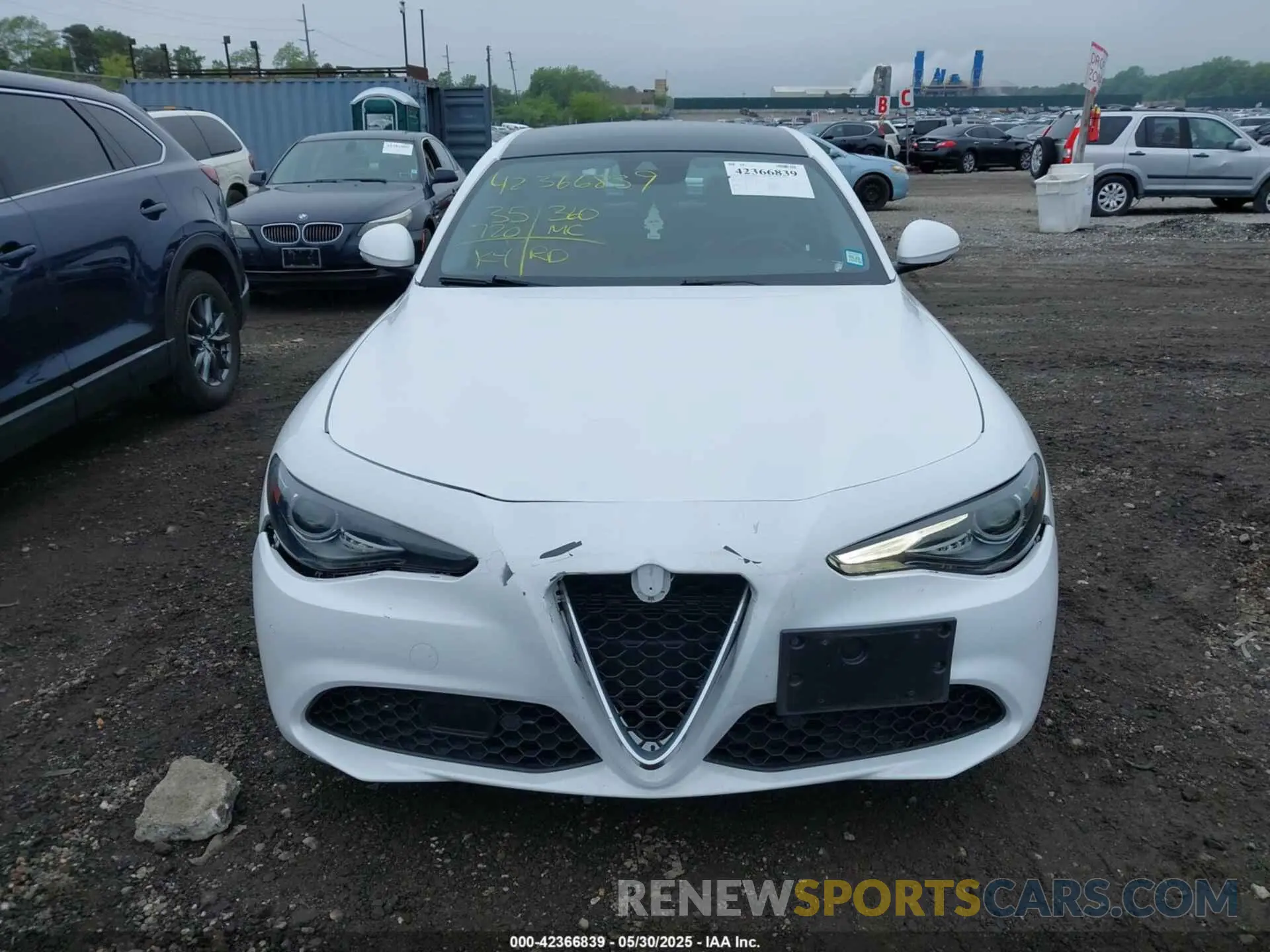 12 Photograph of a damaged car ZARFANBNXK7606323 ALFA ROMEO GIULIA 2019
