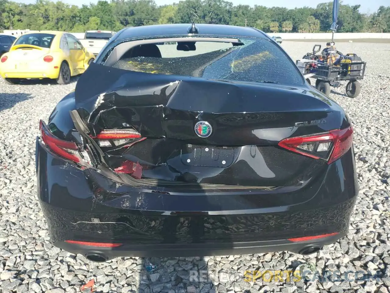 6 Photograph of a damaged car ZARFAMAN1L7625775 ALFA ROMEO GIULIA 2020