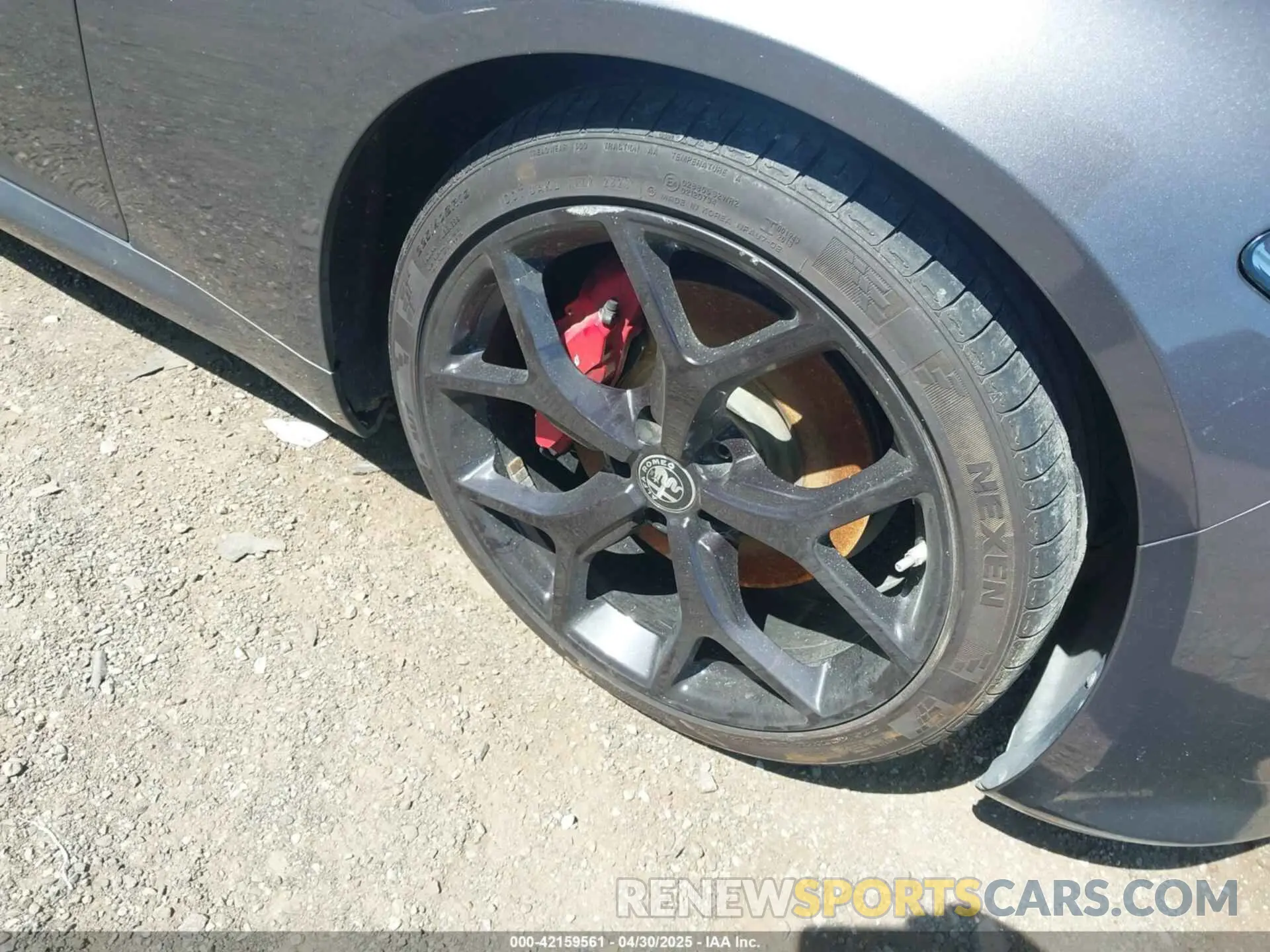 11 Photograph of a damaged car ZARFAMAN2L7624277 ALFA ROMEO GIULIA 2020