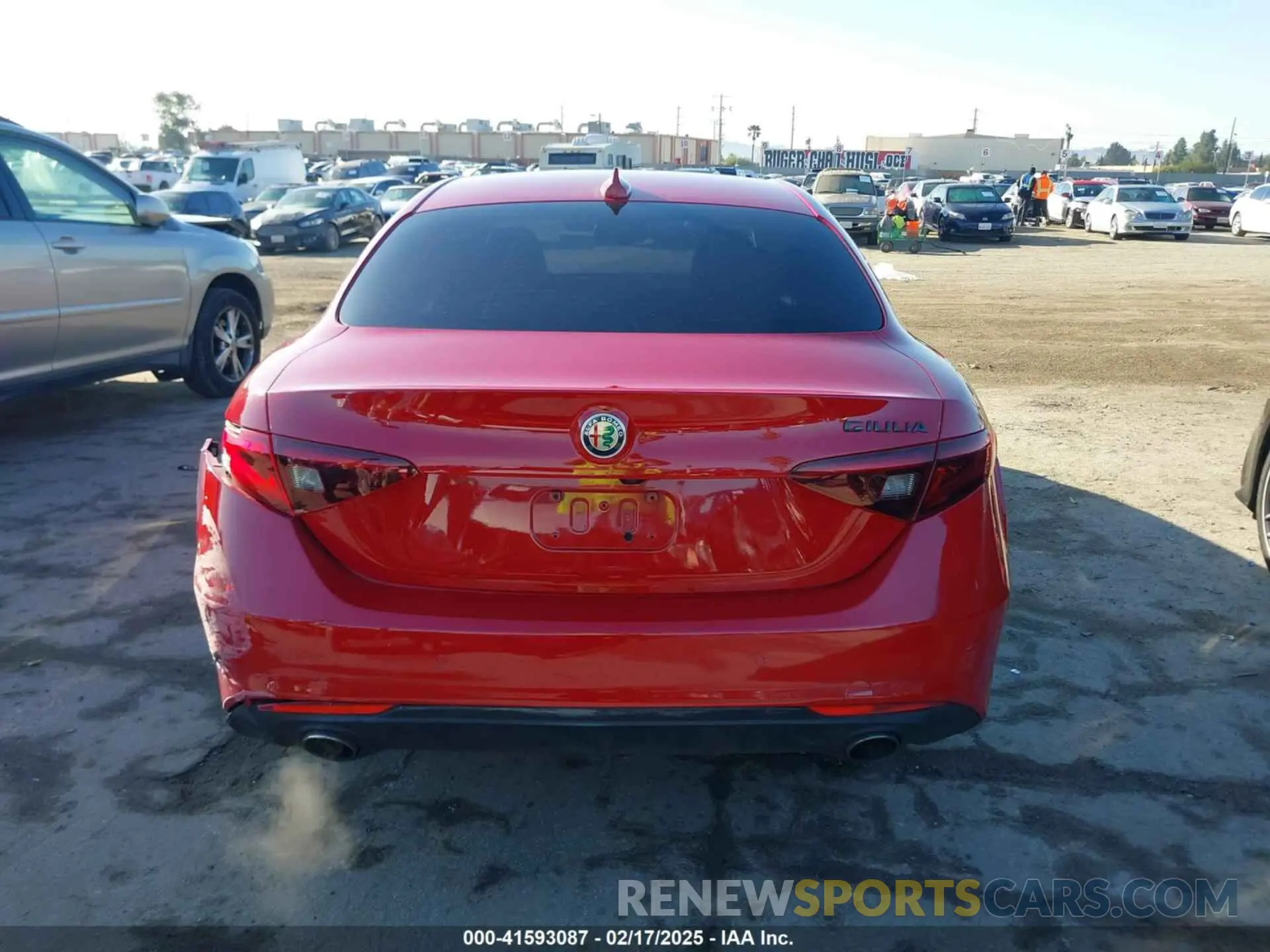 16 Photograph of a damaged car ZARFAMAN2L7636459 ALFA ROMEO GIULIA 2020