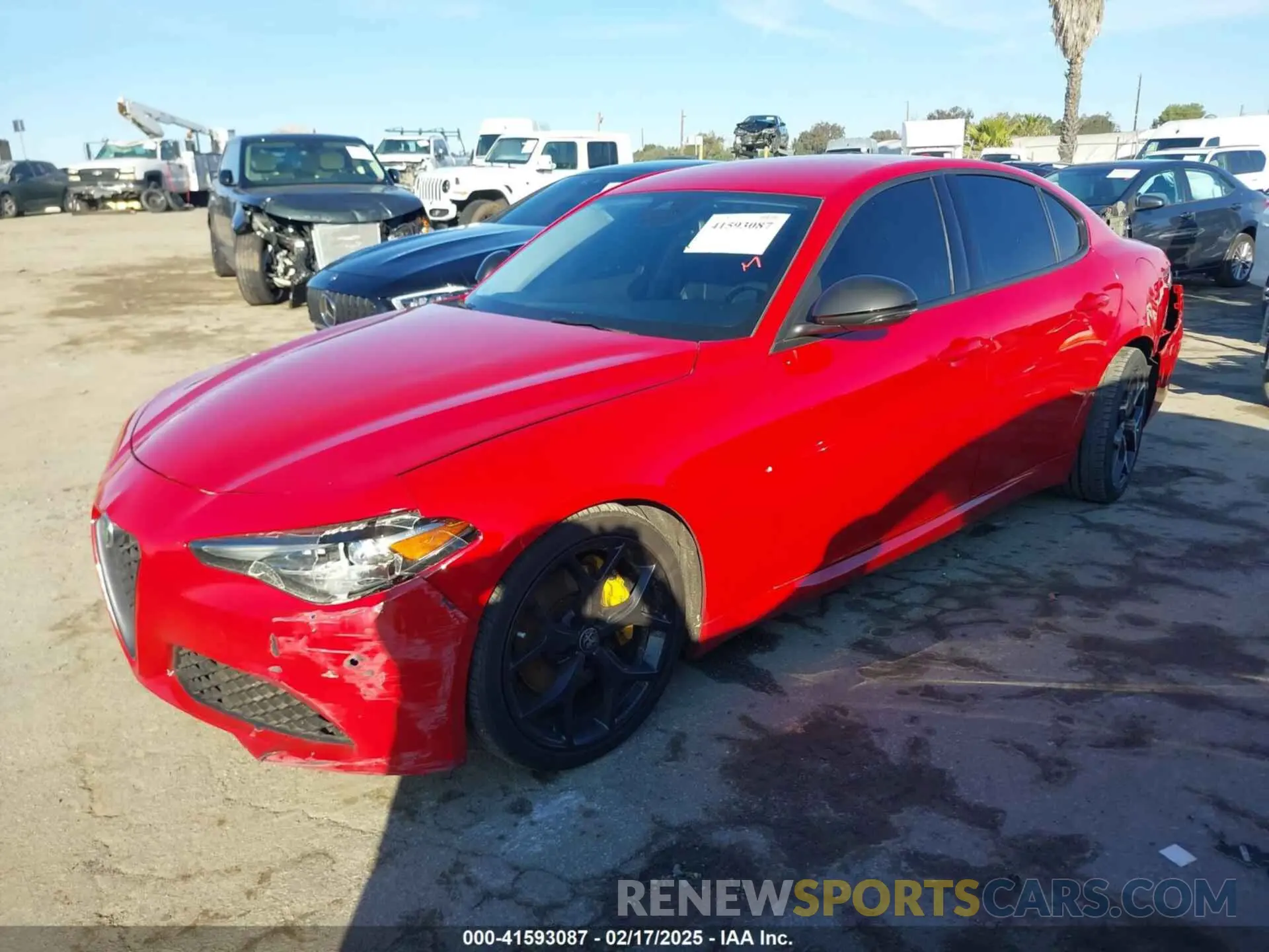 2 Photograph of a damaged car ZARFAMAN2L7636459 ALFA ROMEO GIULIA 2020