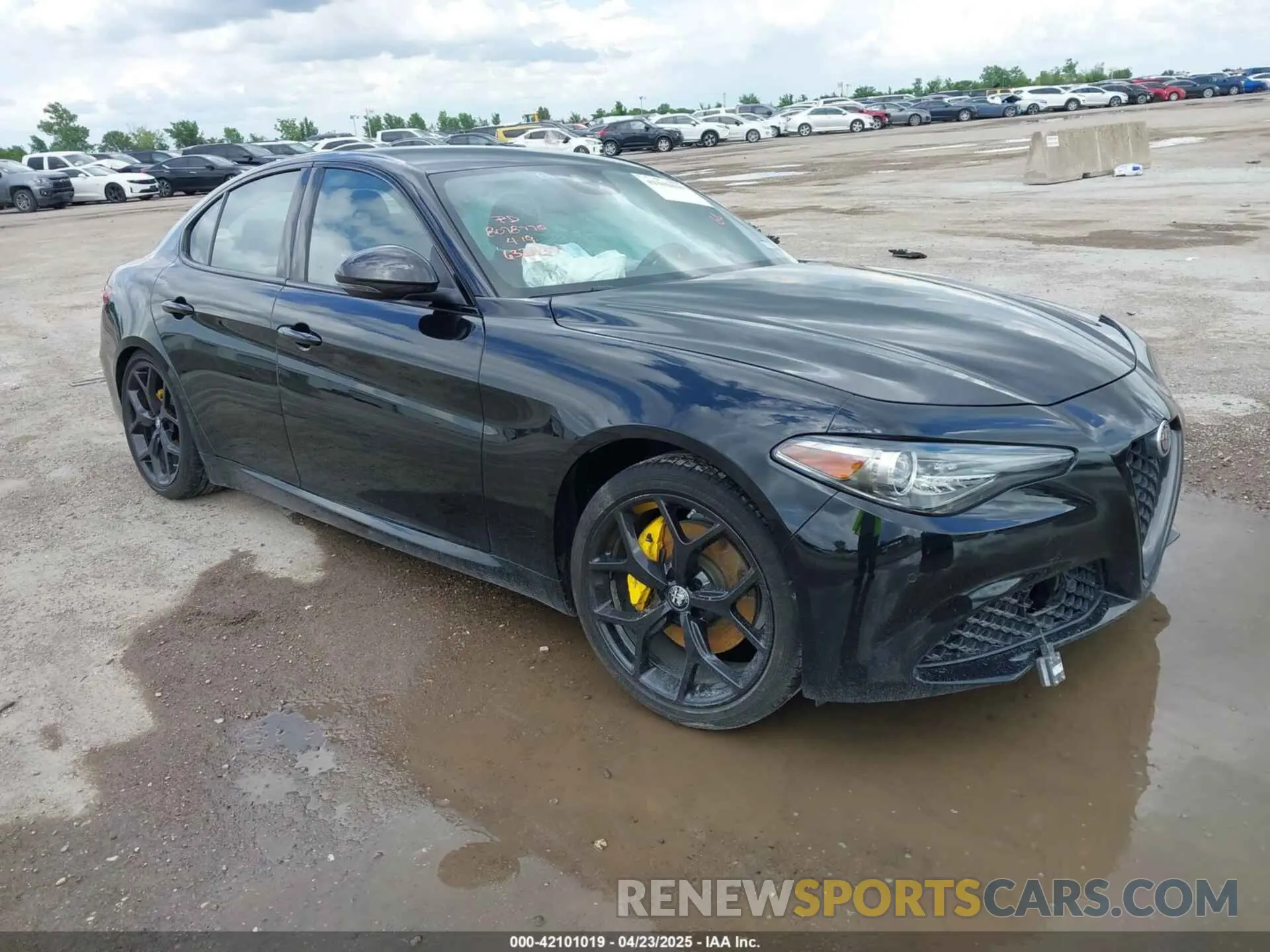 1 Photograph of a damaged car ZARFAMAN3L7632937 ALFA ROMEO GIULIA 2020