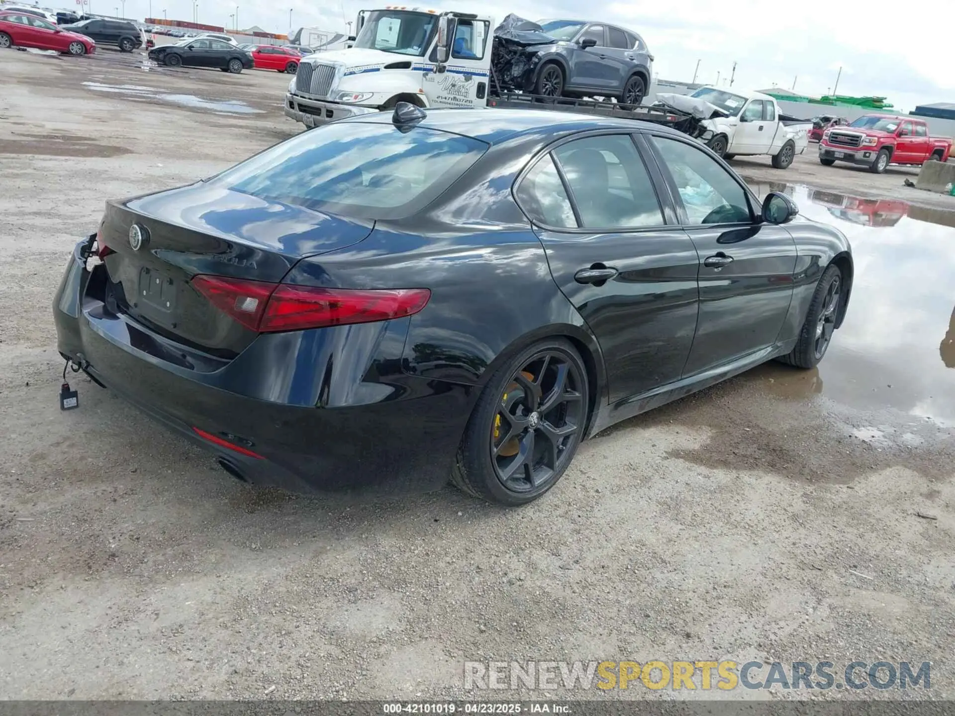 4 Photograph of a damaged car ZARFAMAN3L7632937 ALFA ROMEO GIULIA 2020