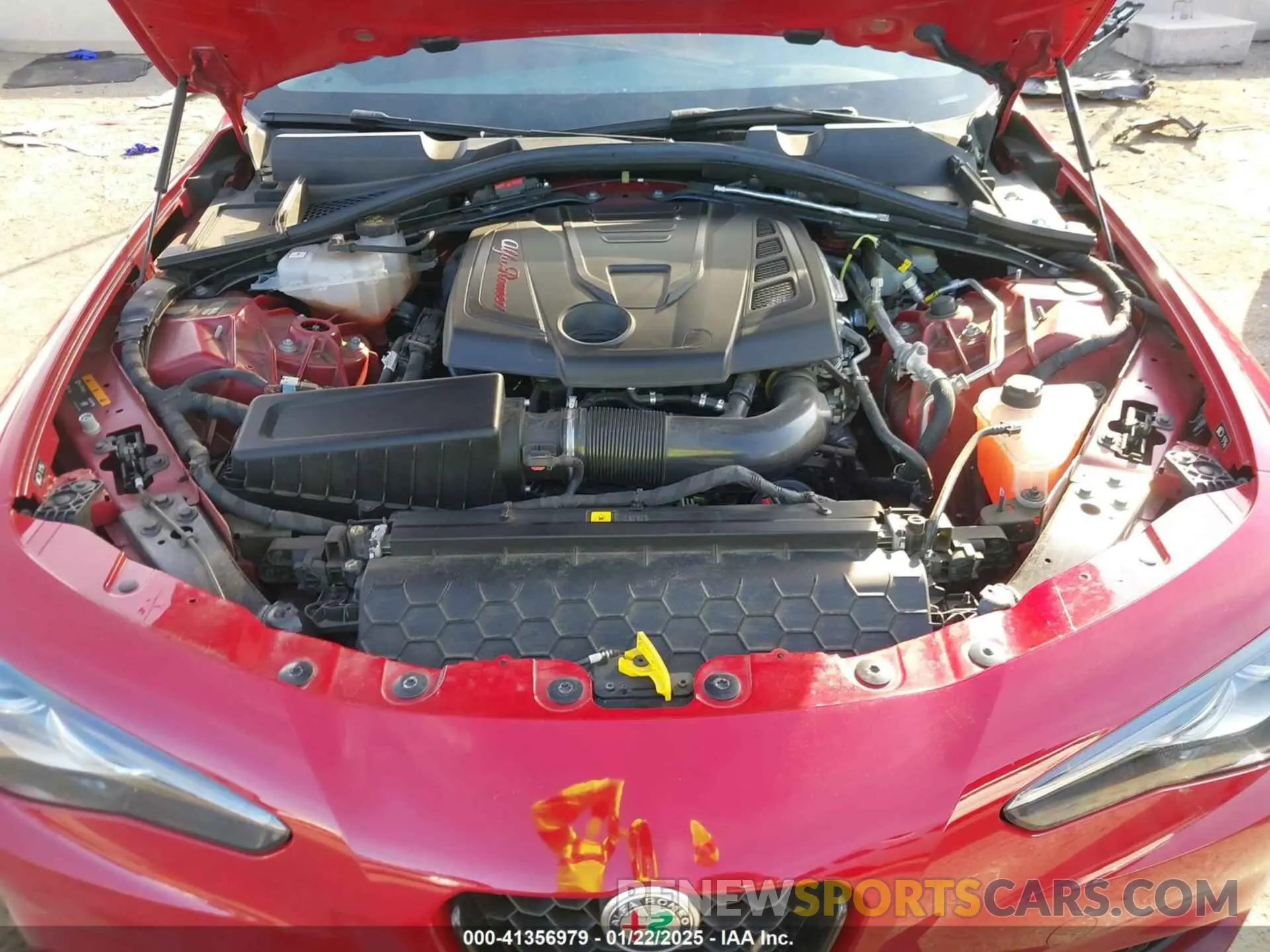 10 Photograph of a damaged car ZARFAMAN3L7636390 ALFA ROMEO GIULIA 2020