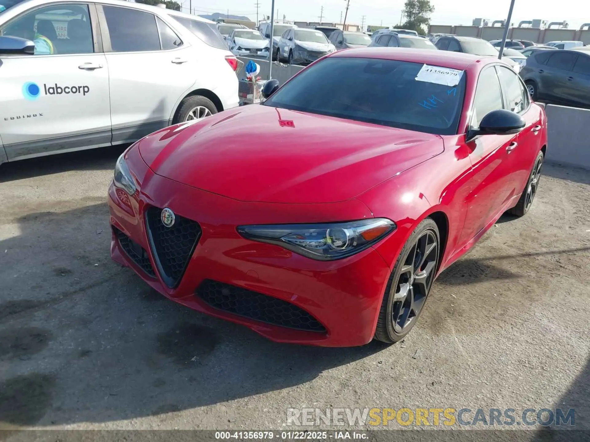 2 Photograph of a damaged car ZARFAMAN3L7636390 ALFA ROMEO GIULIA 2020