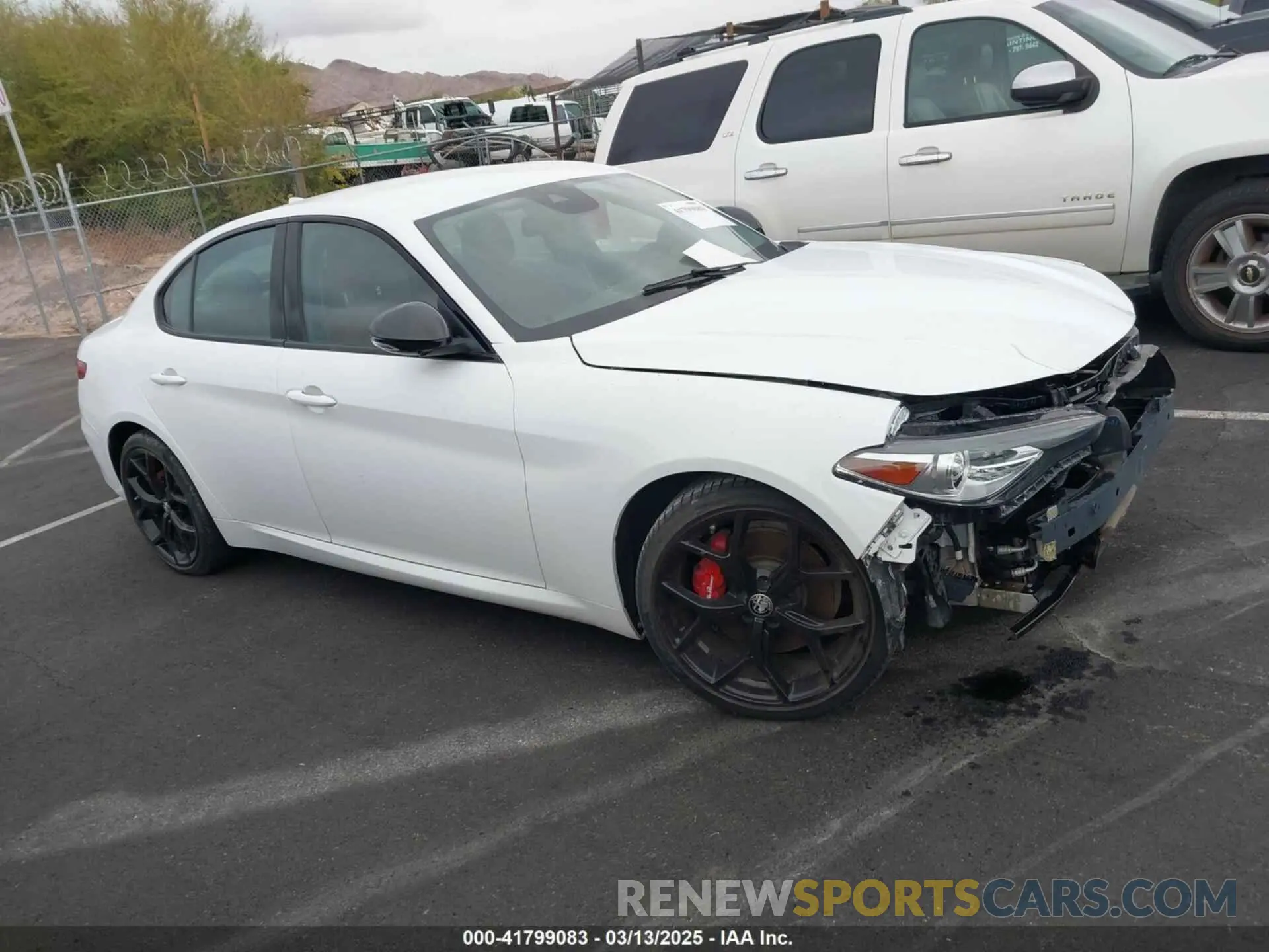 18 Photograph of a damaged car ZARFAMAN5L7625150 ALFA ROMEO GIULIA 2020