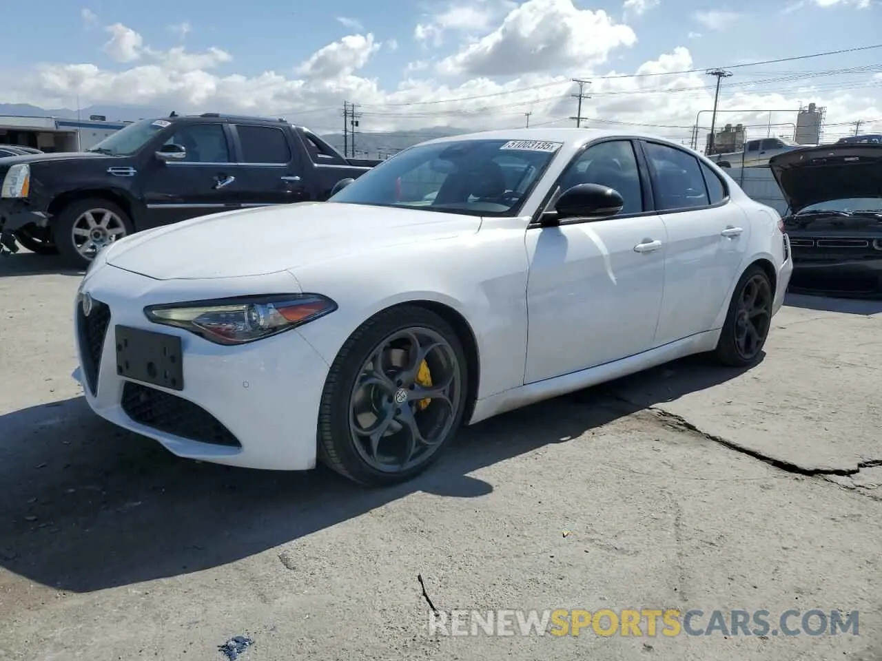 1 Photograph of a damaged car ZARFAMAN6L7626100 ALFA ROMEO GIULIA 2020