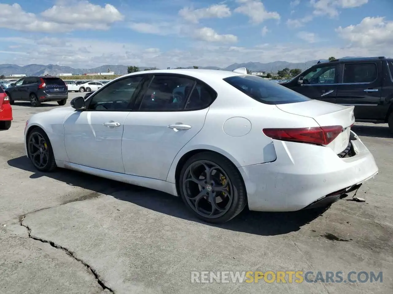 2 Photograph of a damaged car ZARFAMAN6L7626100 ALFA ROMEO GIULIA 2020