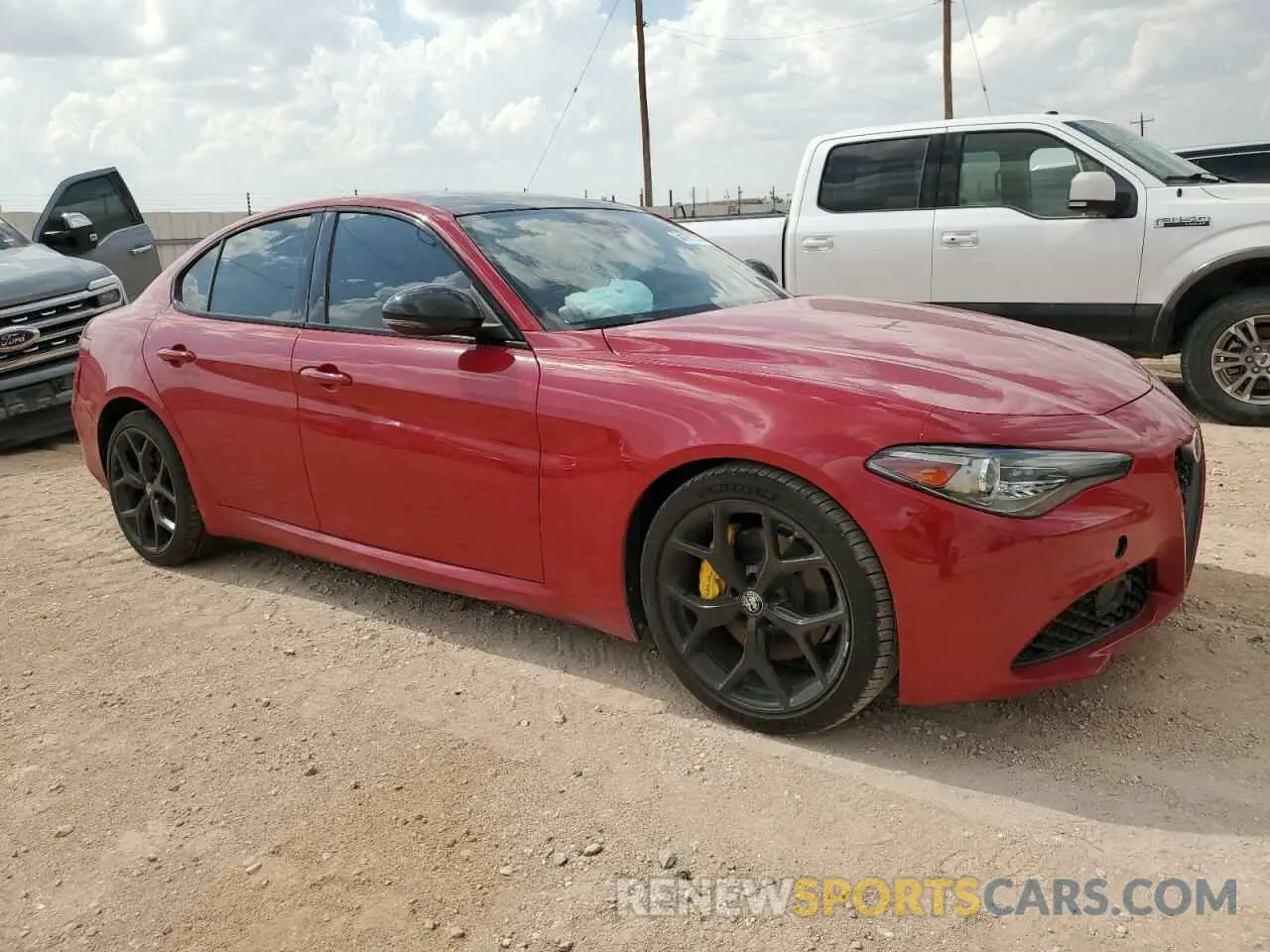 4 Photograph of a damaged car ZARFAMAN7L7638353 ALFA ROMEO GIULIA 2020